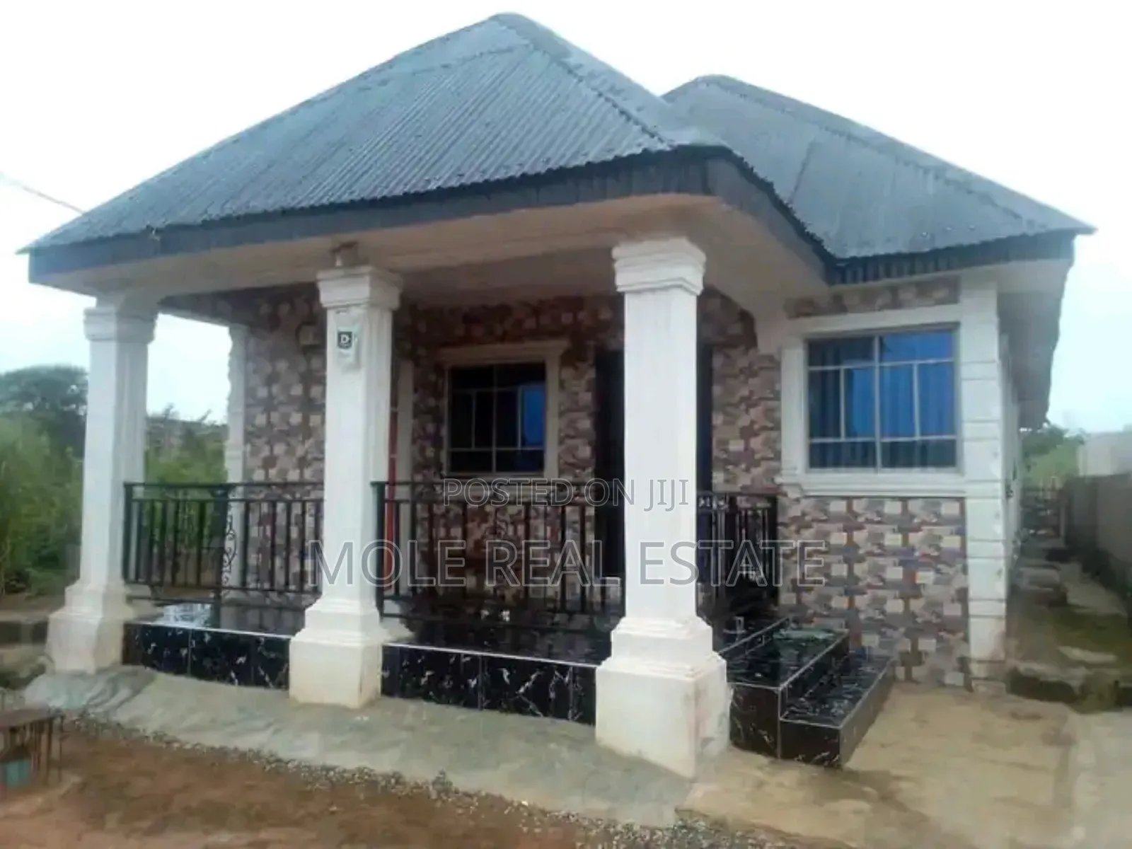 6months New Hotel At Ikotun Idimu Rd in Ikotun/Igando