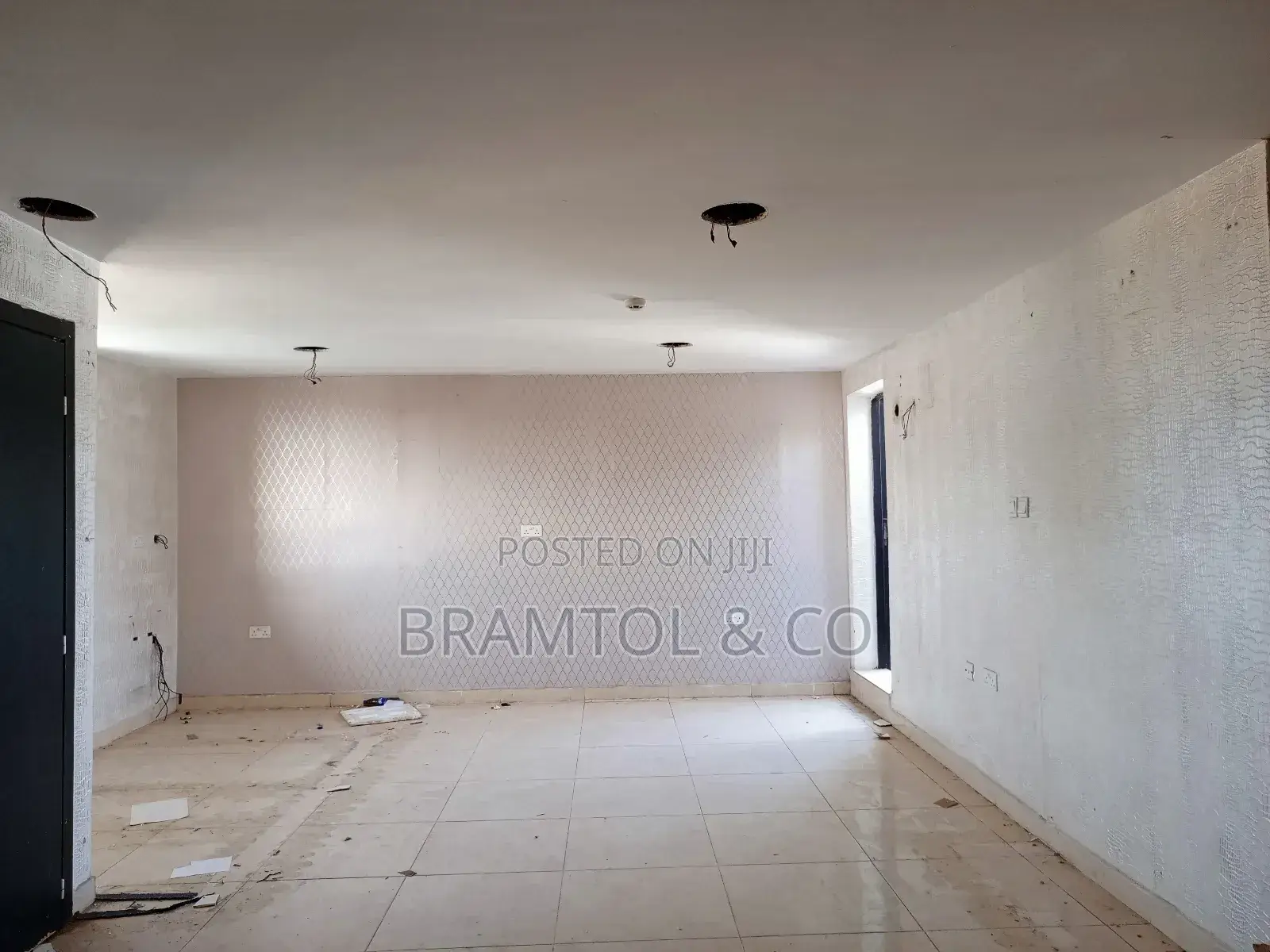 Shops/Office on Aminu Kano in Wuse 2