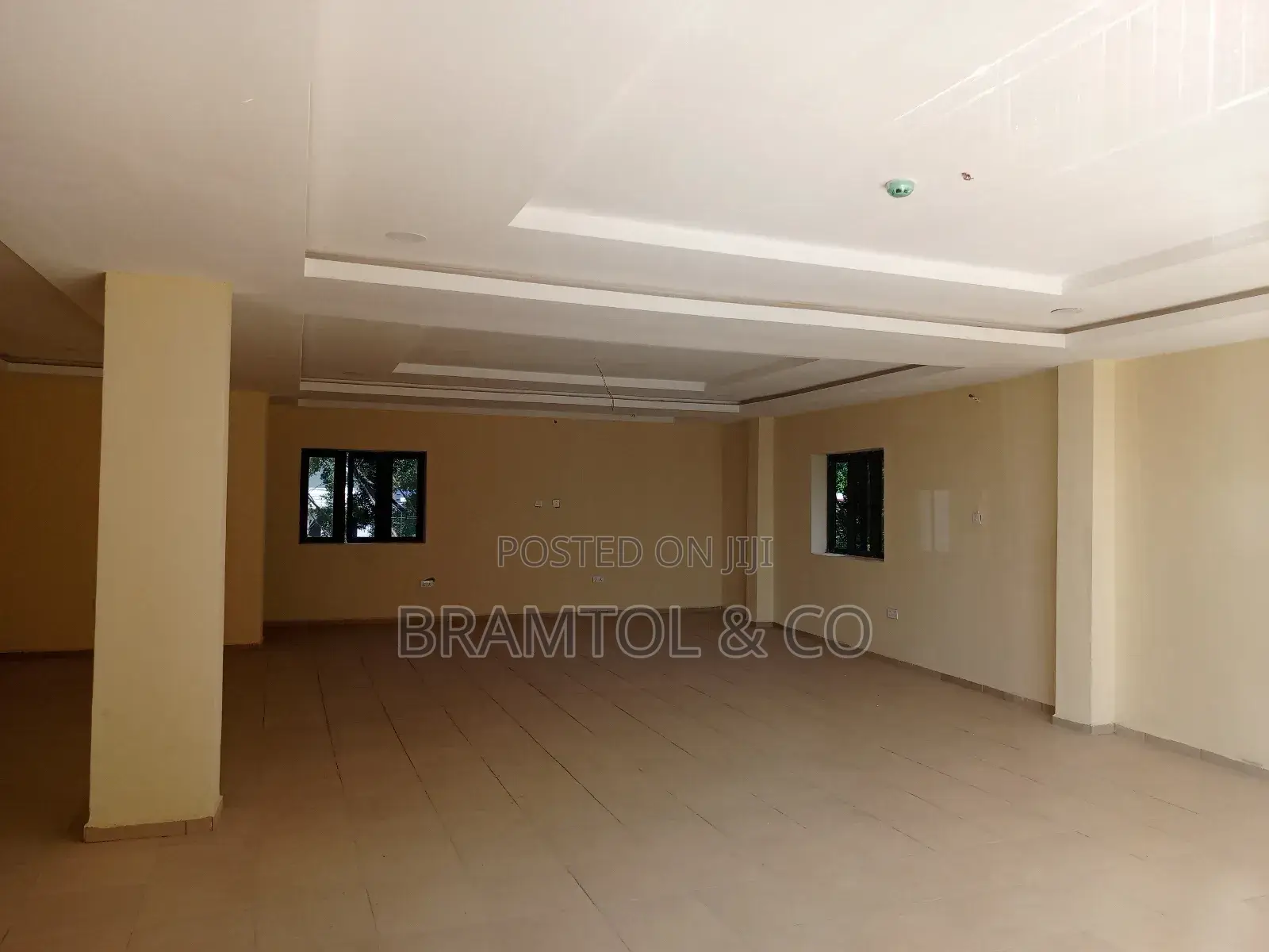 125sqm Shop/Office In A Brand New Plaza in Wuse 2