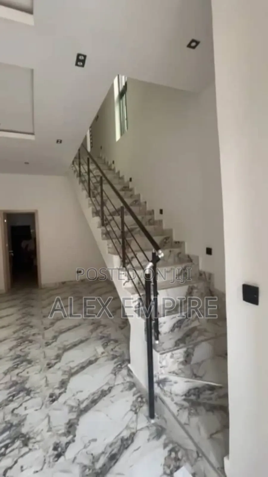5bdrm Duplex in Ago Palace for sale in Ago Palace