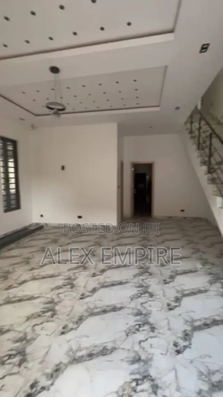 5bdrm Duplex in Ago Palace for sale in Ago Palace