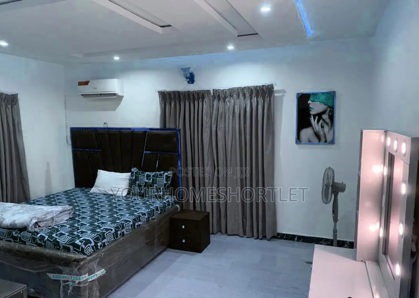 3 Bedroom Apartment With Snooker in Ilupeju
