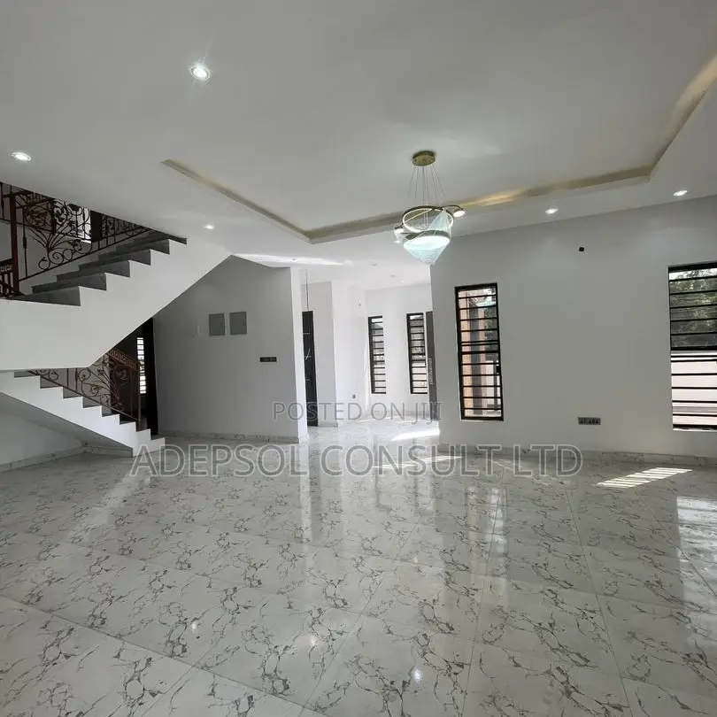 5 Bedroom Fully Detached Duplex With a Bq in Sangotedo