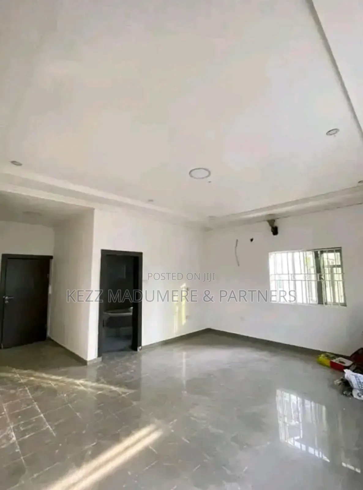 4bdrm Bungalow in Off Sars Rd , for sale in Port-Harcourt