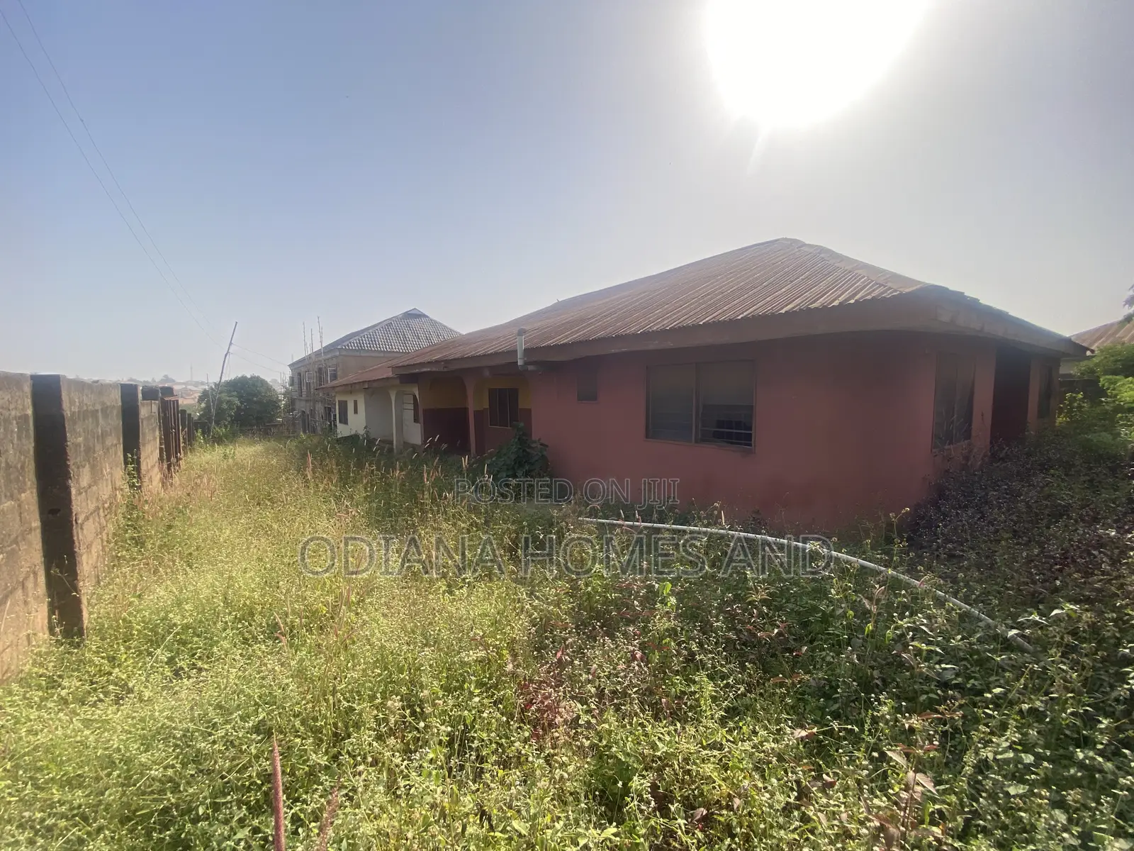 6bdrm Bungalow in Ariyibi - Apete , for sale in Ibadan
