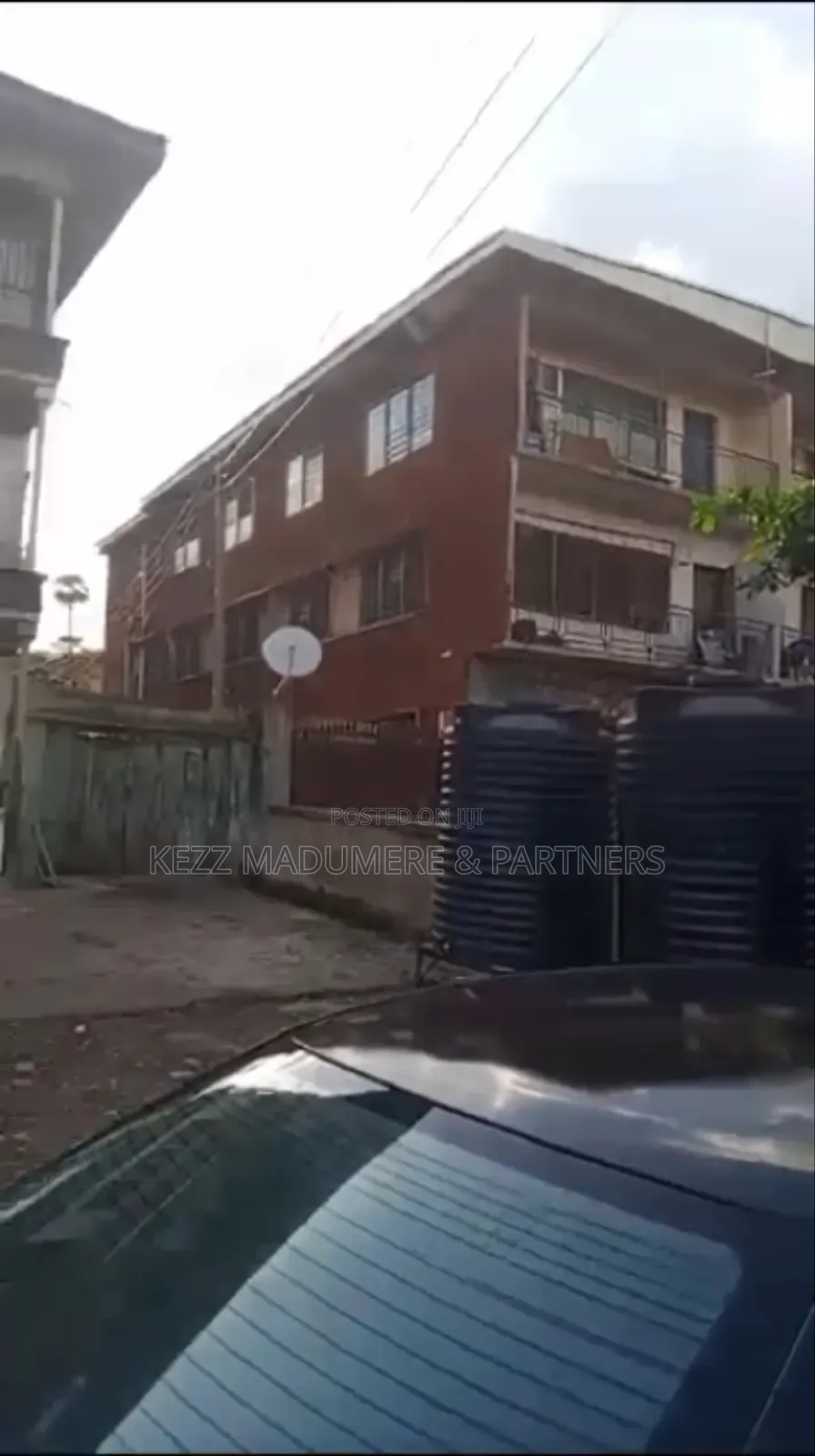 10bdrm Block of Flats in Agbani Road , Enugu, for sale in Enugu