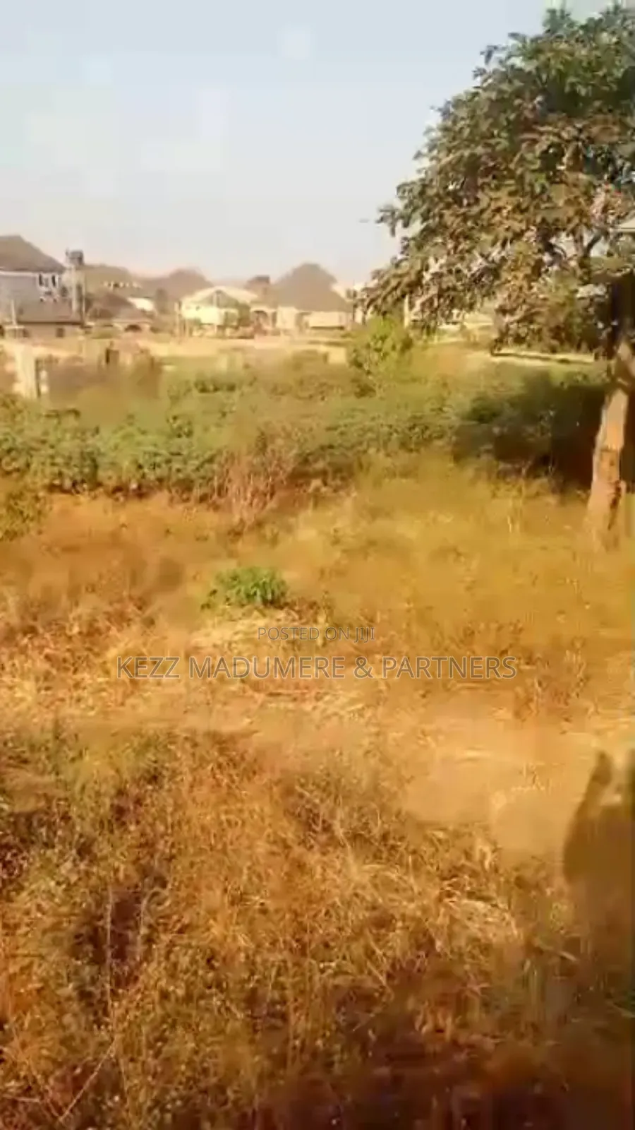 For Sale : 1500 SQMTS at New Enugu Road, Enugu in Enugu