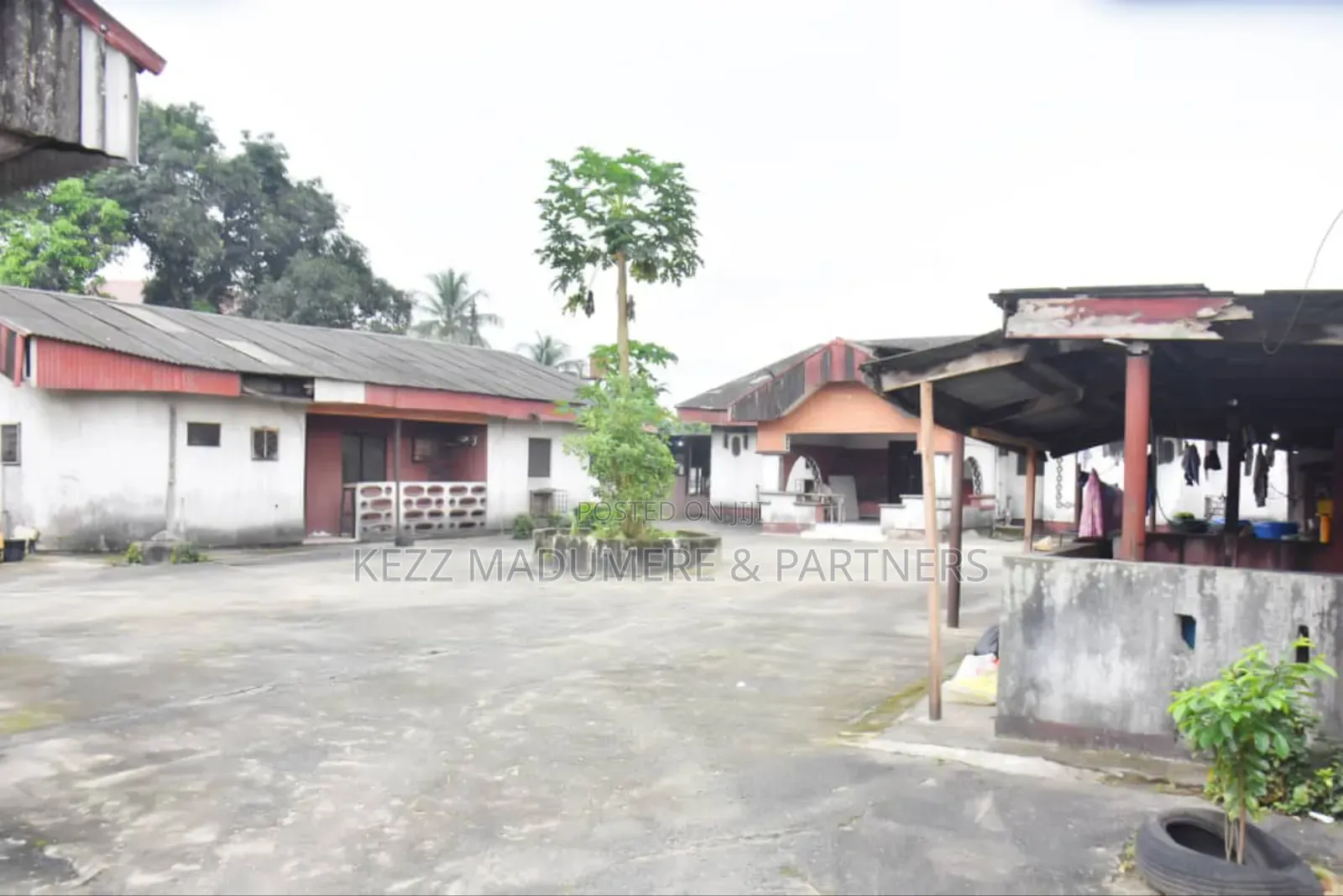6bdrm Bungalow in Near Girls' Sec., Port-Harcourt for sale in Port-Harcourt