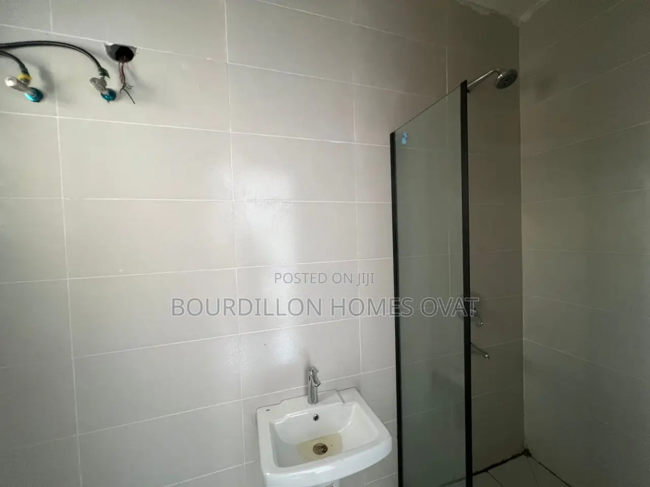 2bdrm Apartment in Ologolo for sale in Ologolo