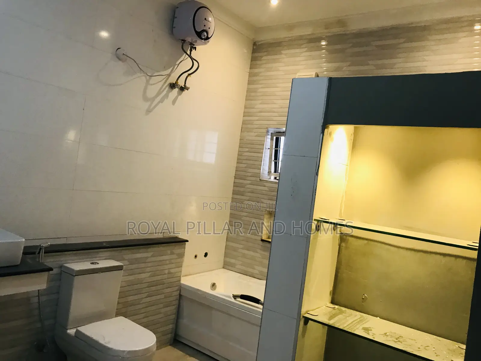 5bdrm Duplex in Durumi for sale in Durumi