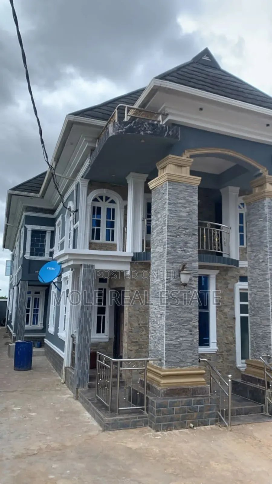 Enugu WTC Estate Smart Smart 5bed in Suit in Enugu
