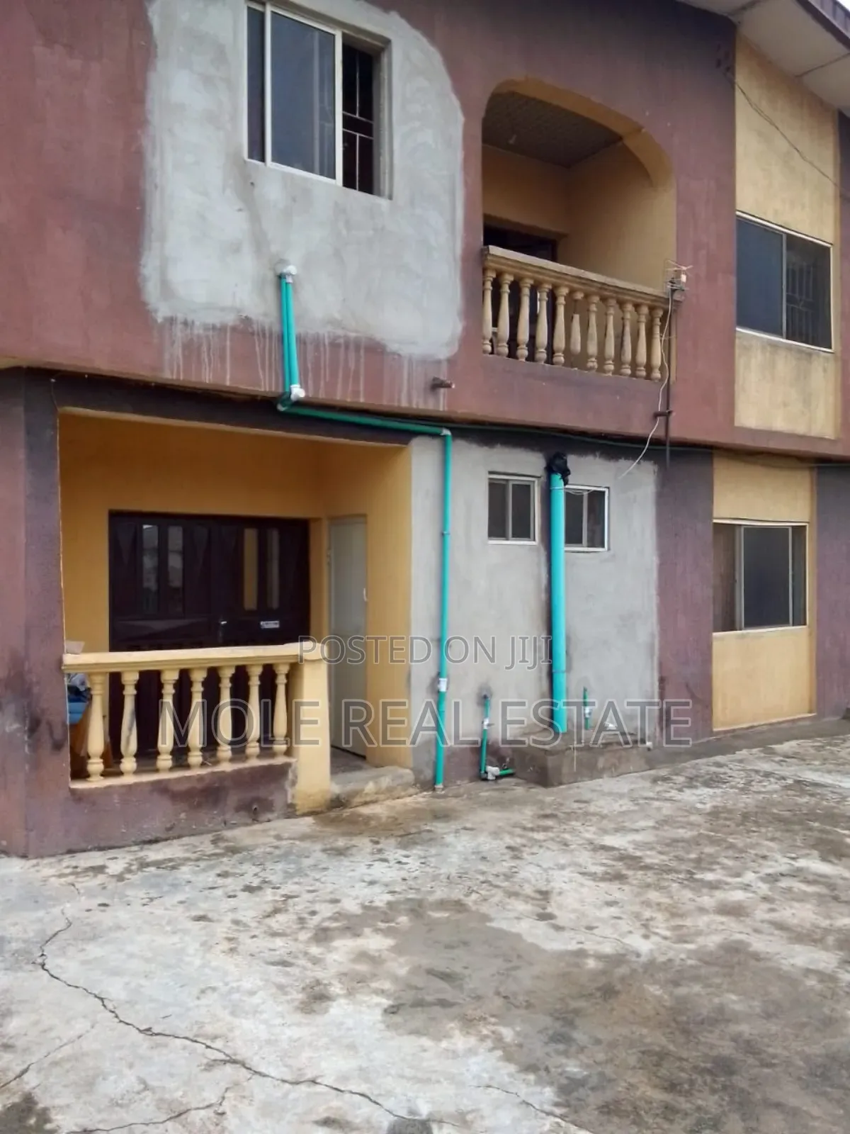 6flats of 2 Bedroom and Bungalow Governor's Rd in Ikotun/Igando
