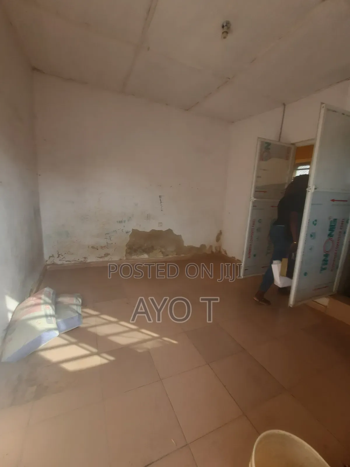 Studio Apartment in Bariga for rent in Bariga / Shomolu