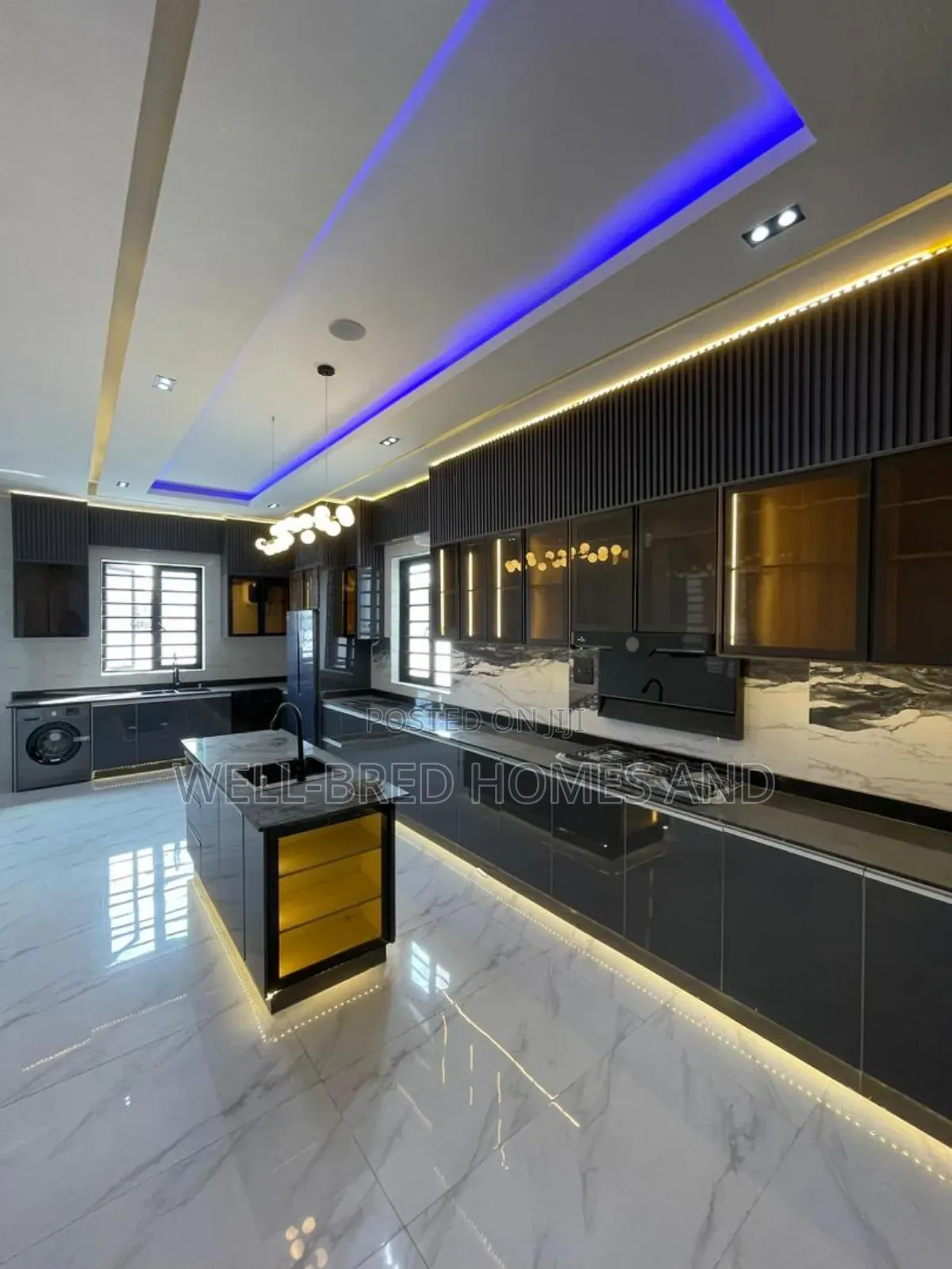 5bdrm Duplex in Ikate Lekki for sale in Ikate