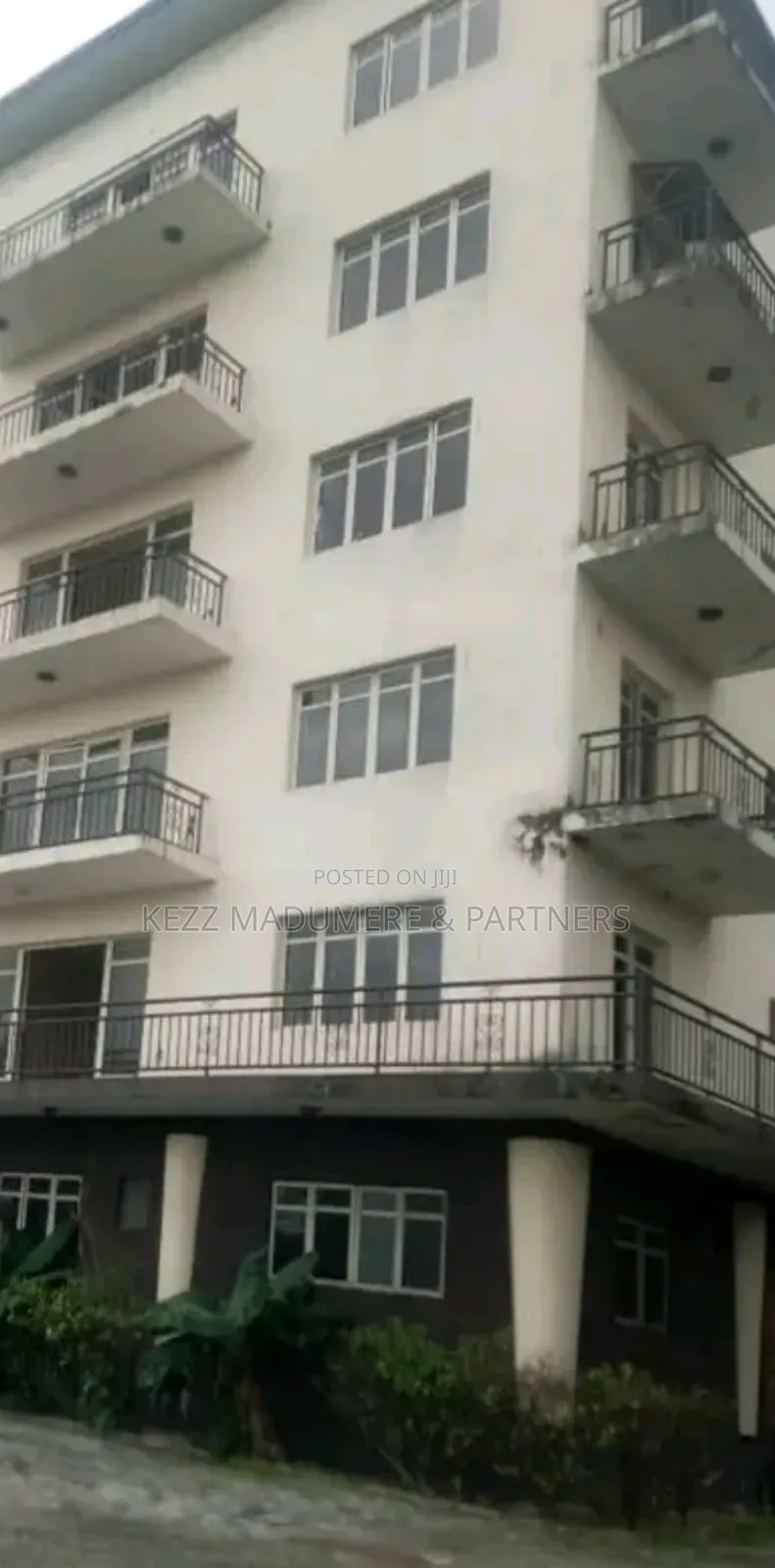 20bdrm Block of Flats in New Gra , Port for sale in Port-Harcourt