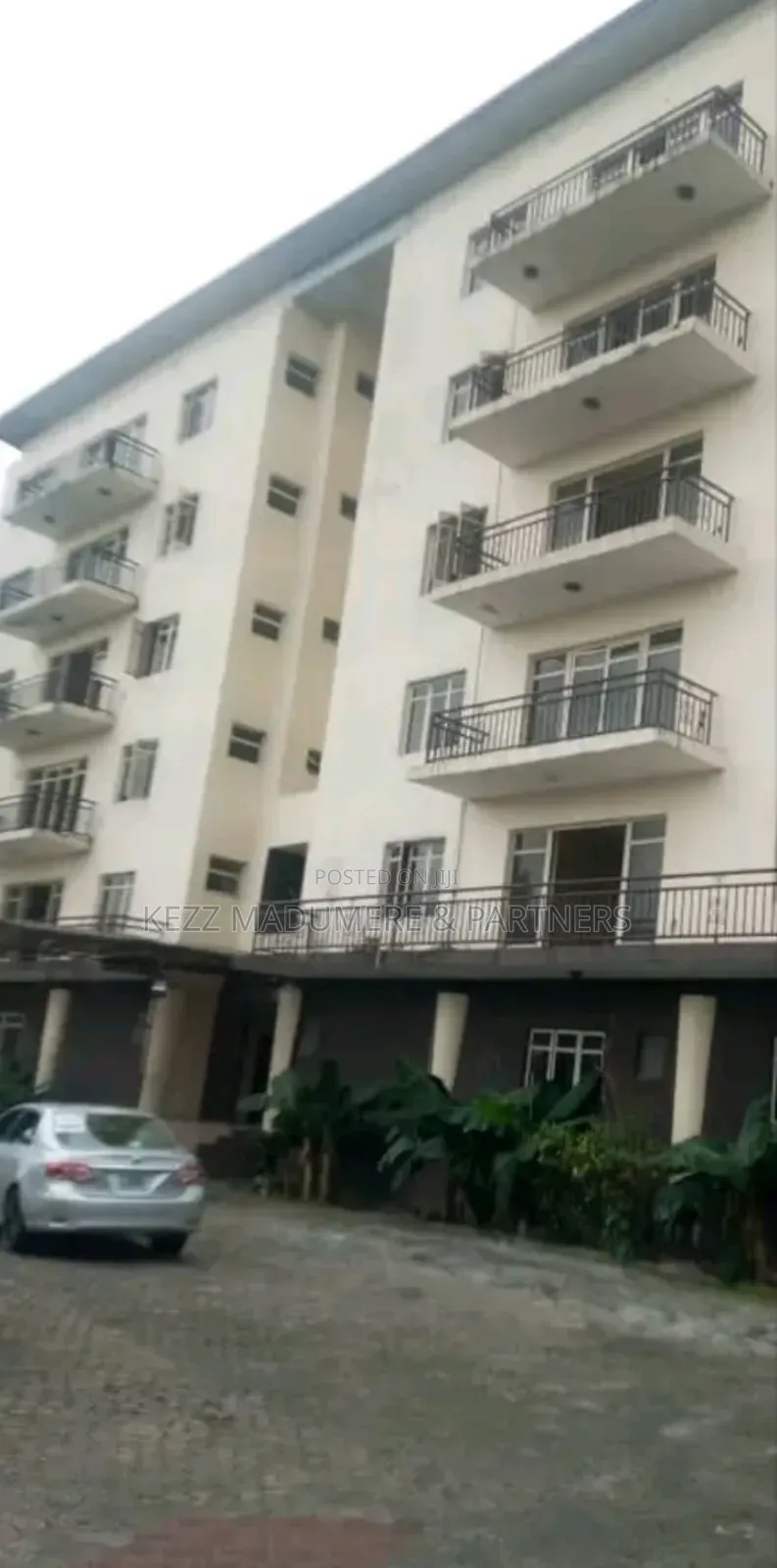 20bdrm Block of Flats in New Gra , Port for sale in Port-Harcourt