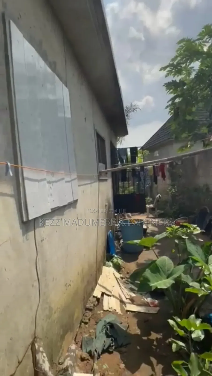 3bdrm Bungalow in Rumuekini , Port for sale in Port-Harcourt