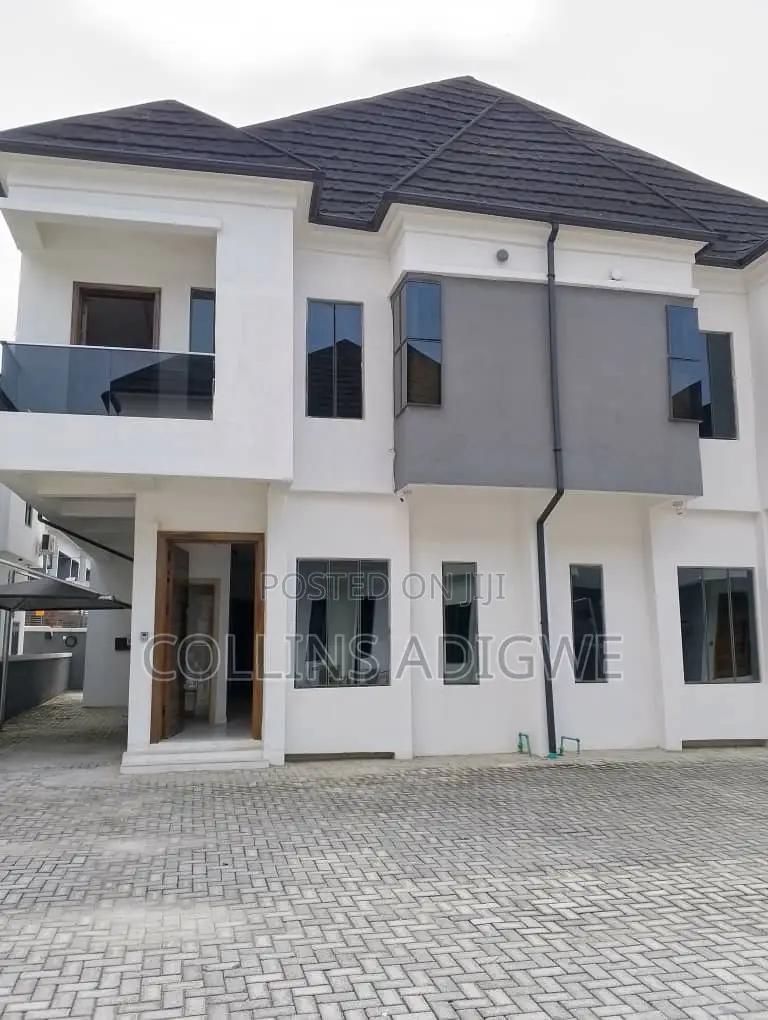 4bdrm Duplex in Vgc for sale in VGC / Ajah