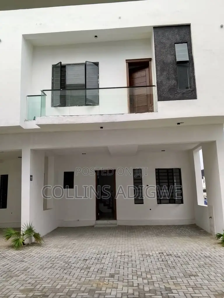 4bdrm Duplex in Vgc for sale in VGC / Ajah