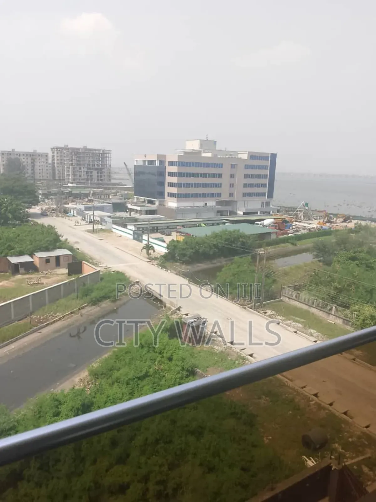 3bdrm Block of Flats in Osborne Foreshore for sale in Osborne Foreshore Estate
