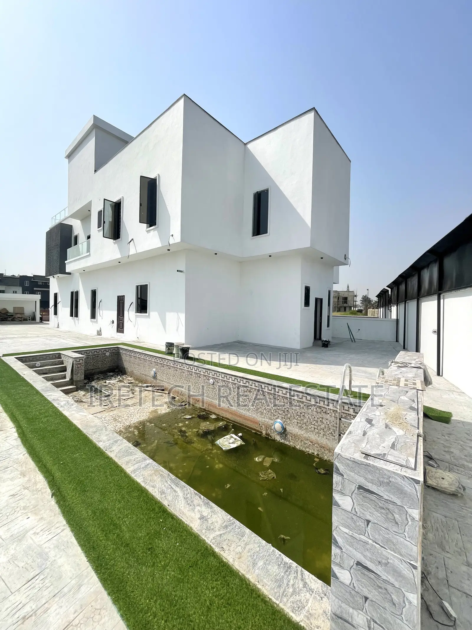 Affordable 5 Bedroom With Cinema, Pool, Open Top Terrace in Lekki
