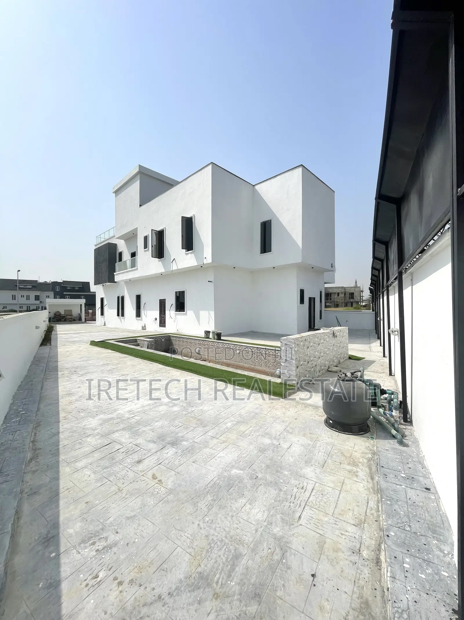 Affordable 5 Bedroom With Cinema, Pool, Open Top Terrace in Lekki