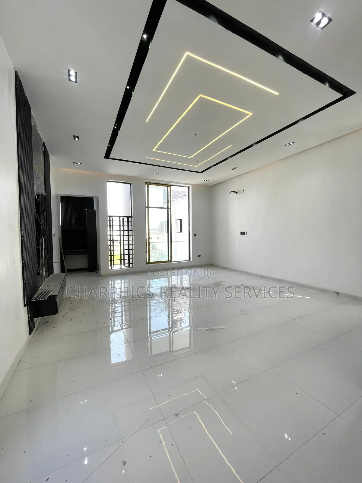 4bdrm Duplex in Ikota for sale in Ikota