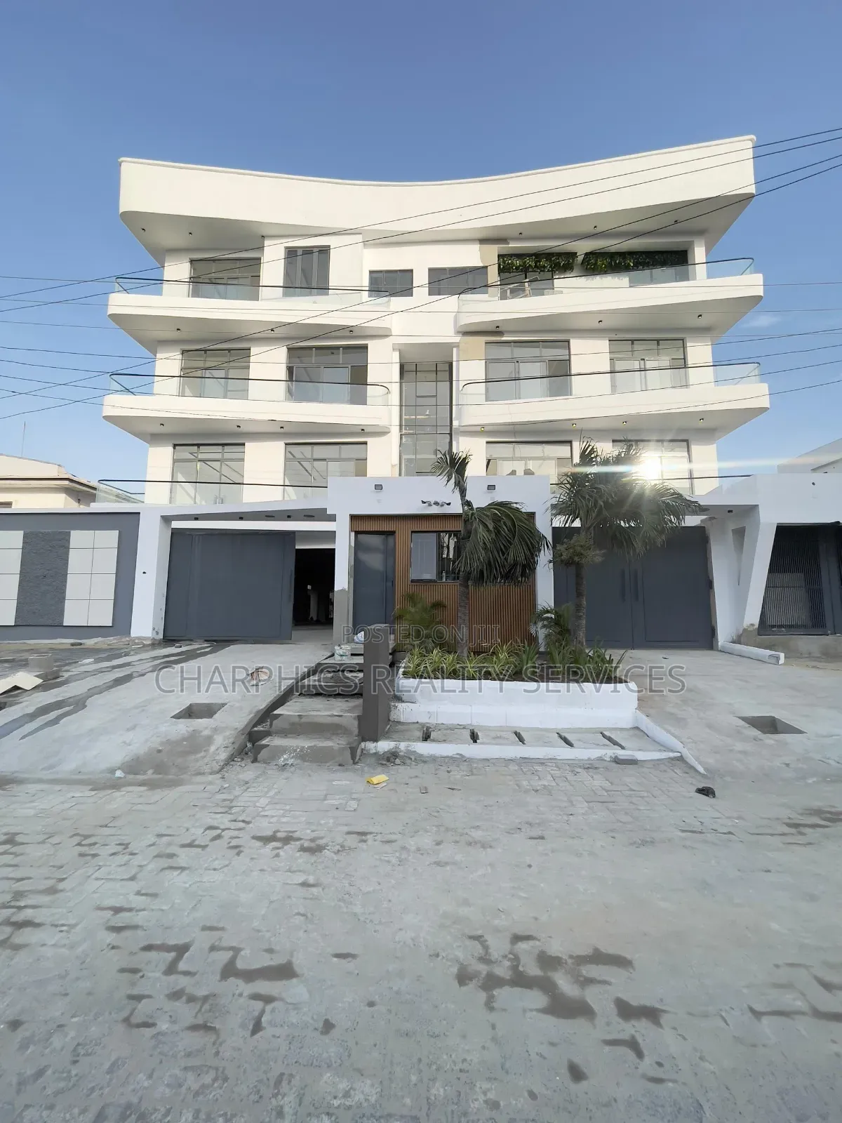 4bdrm Maisonette in Lekki Phase 1 for sale in Lekki Phase 1