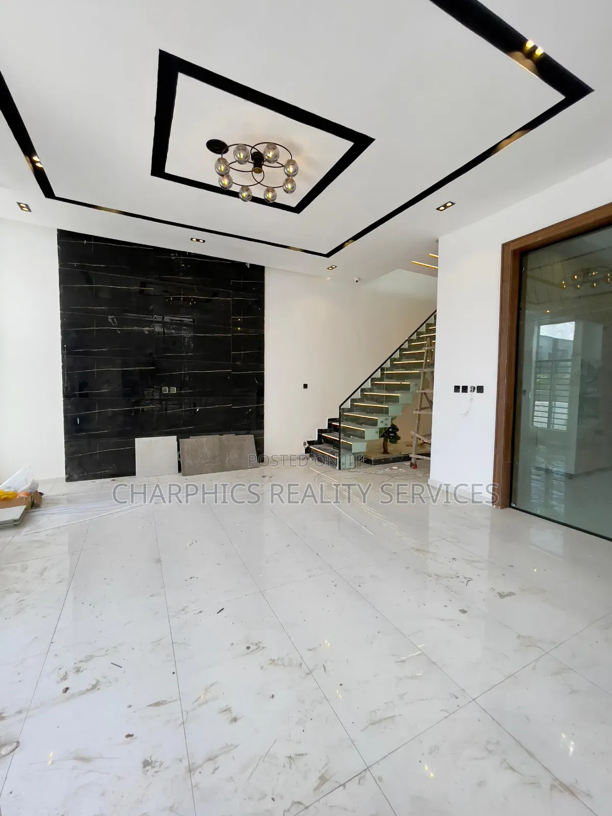 4bdrm Duplex in Ikota for sale in Ikota