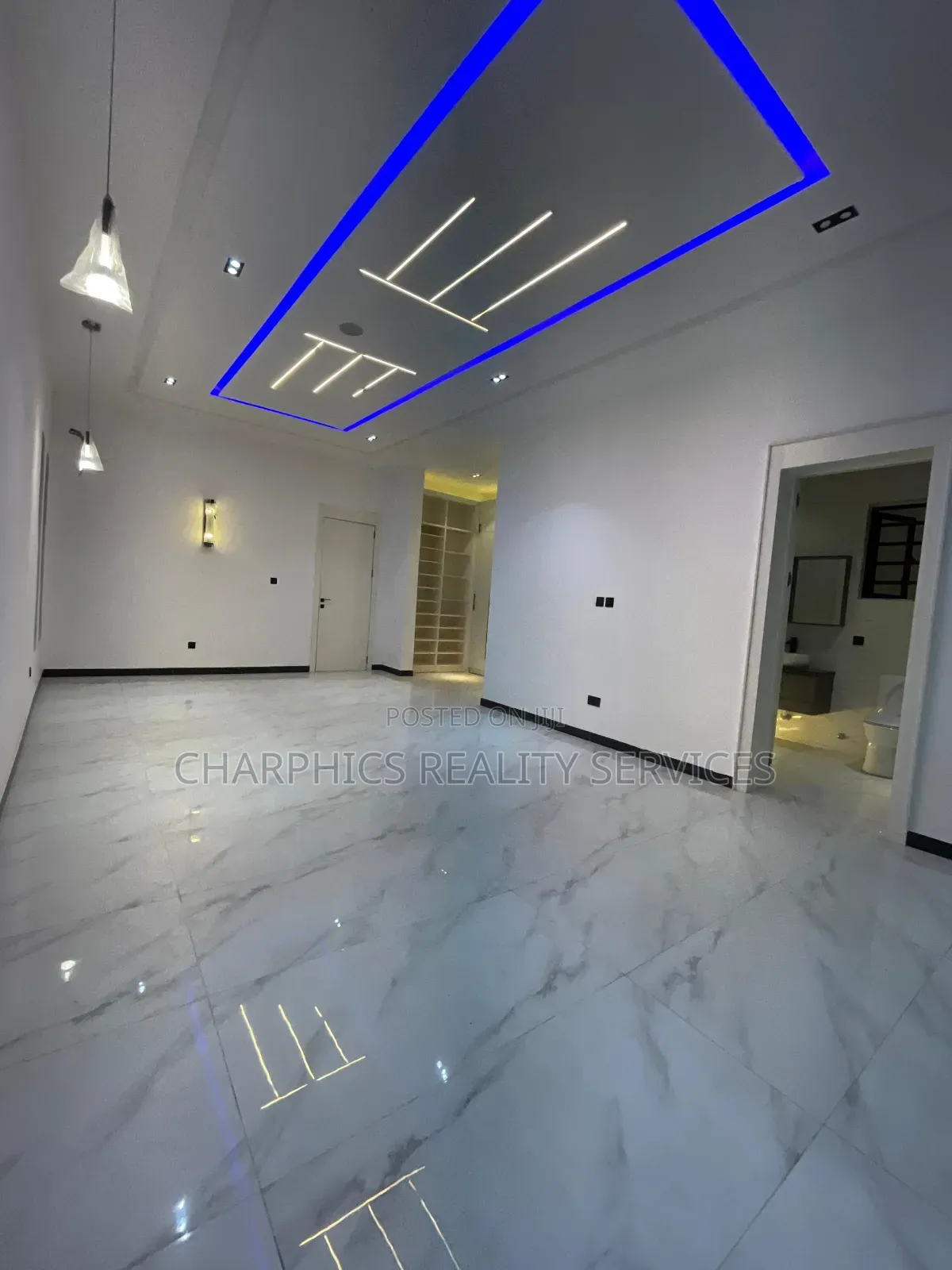 5bdrm Duplex in Ikate for sale in Ikate