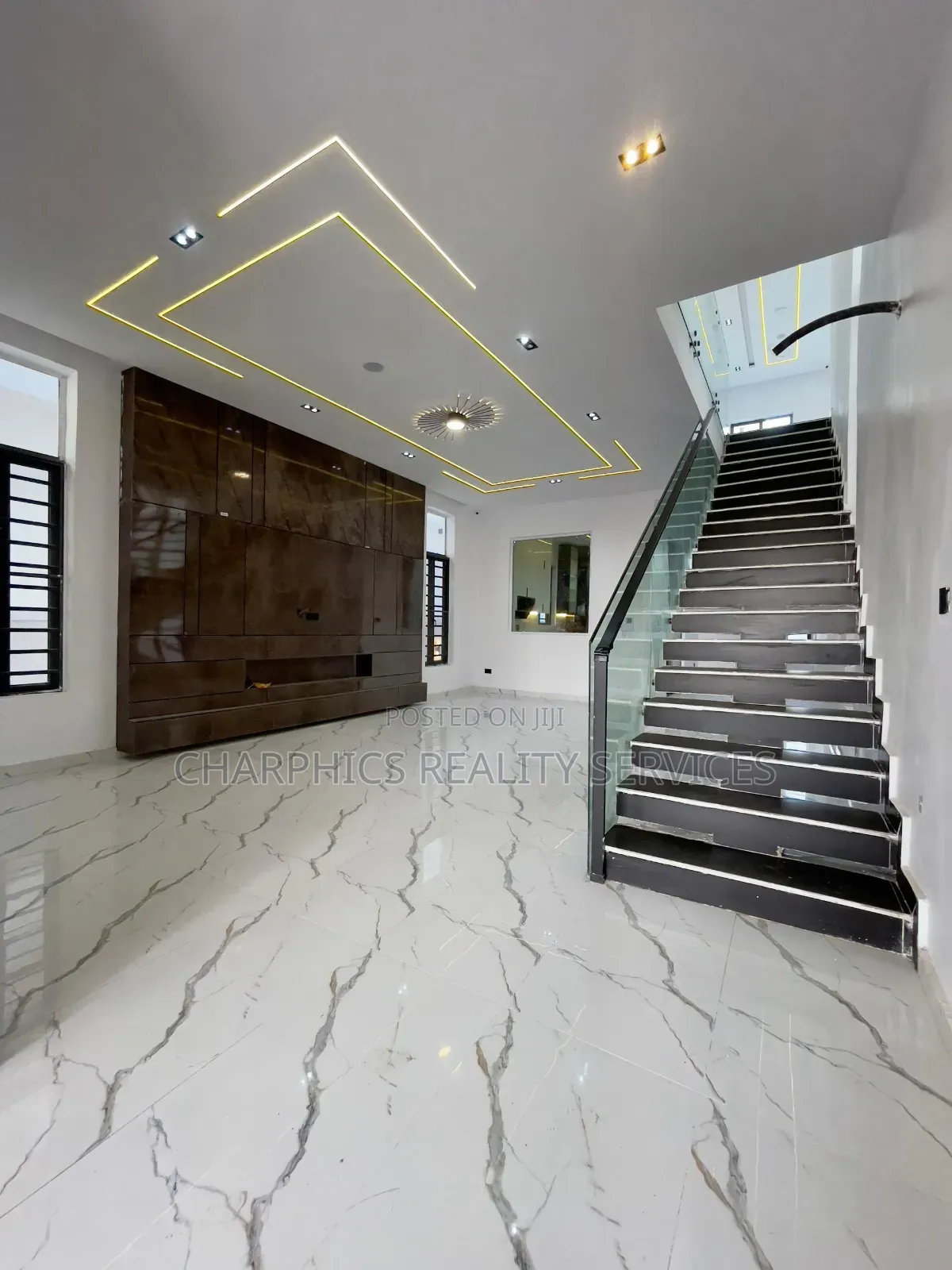 5bdrm Duplex in Ajah for sale in Ajah