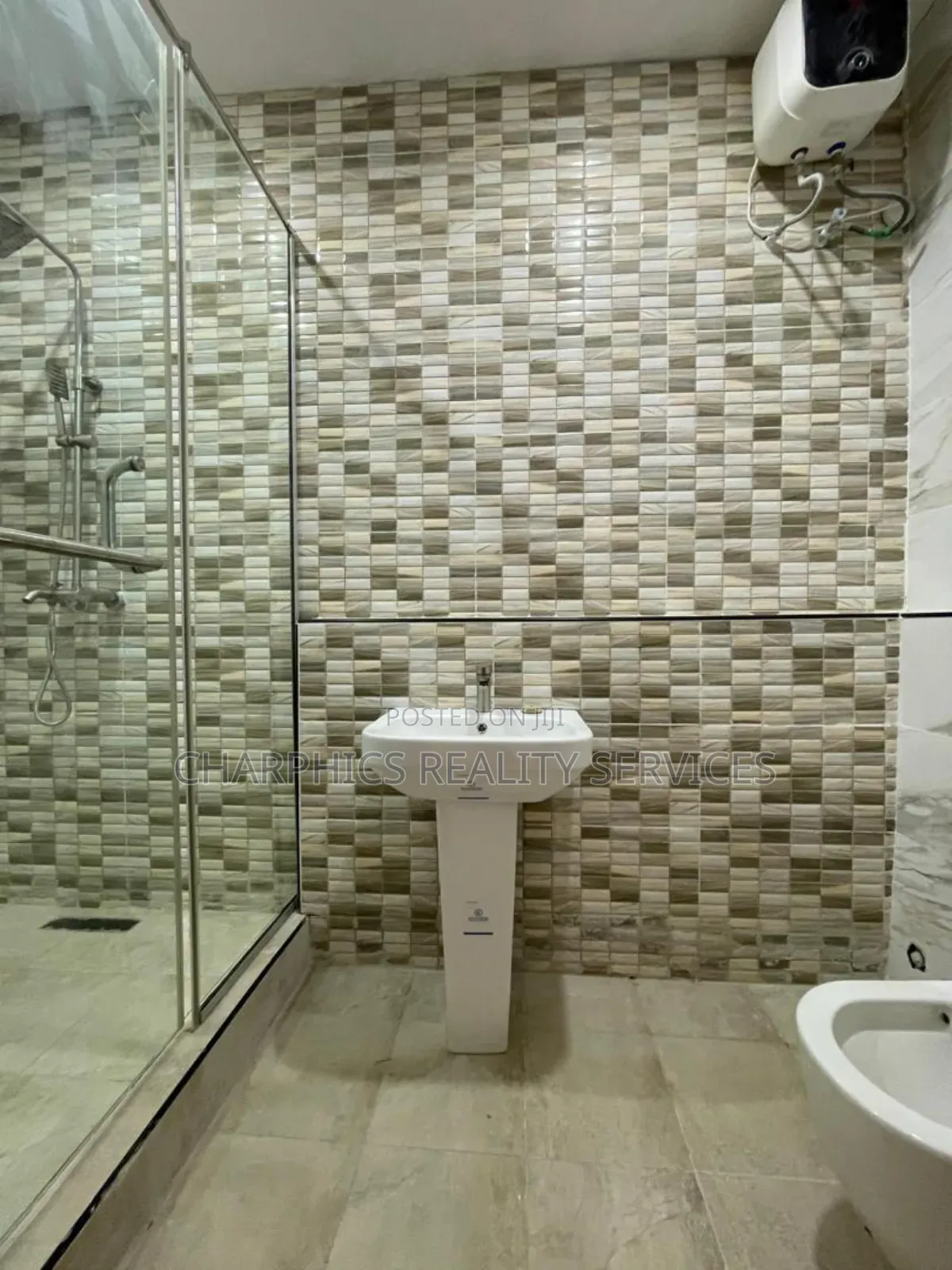 4bdrm Duplex in Osapa london for sale in Osapa london
