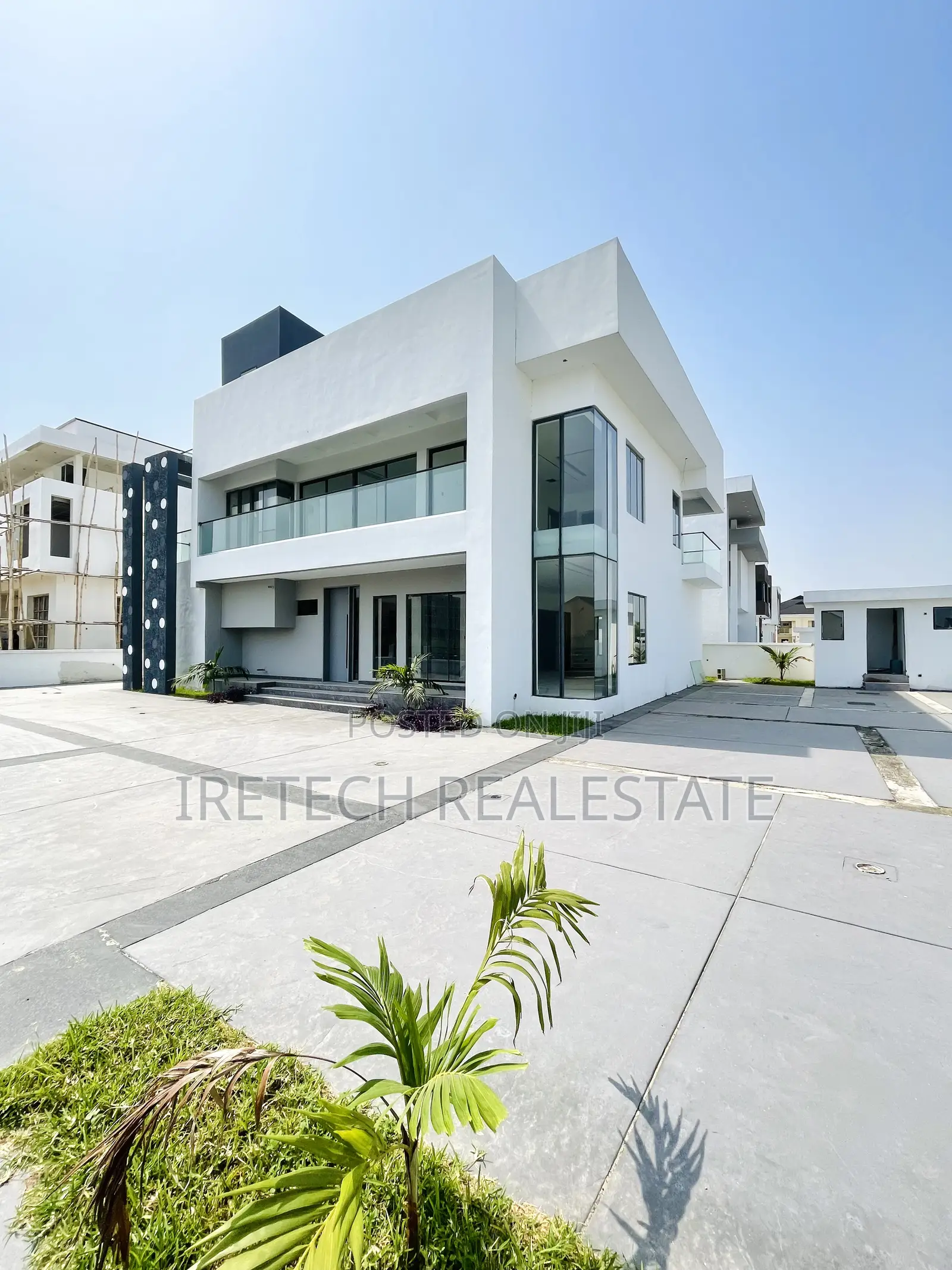 5bdrm Duplex in Royal Garden Estate for sale in Lekki