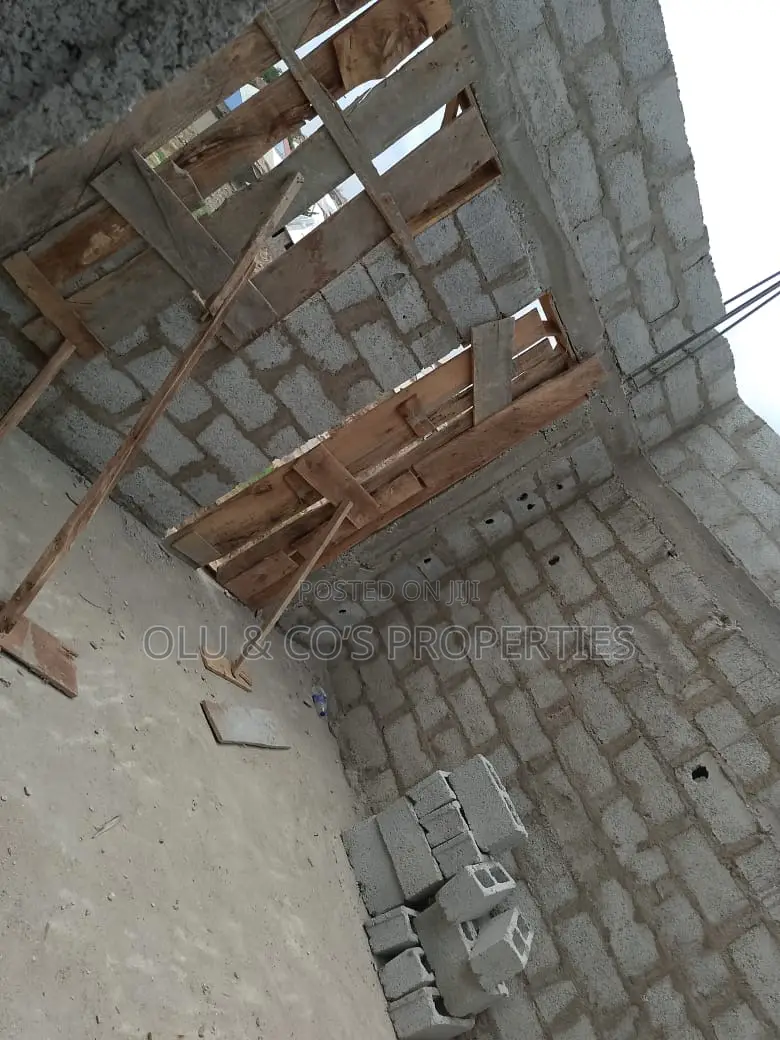 4bdrm Duplex in Ochacho Estate, Idu for sale in Idu