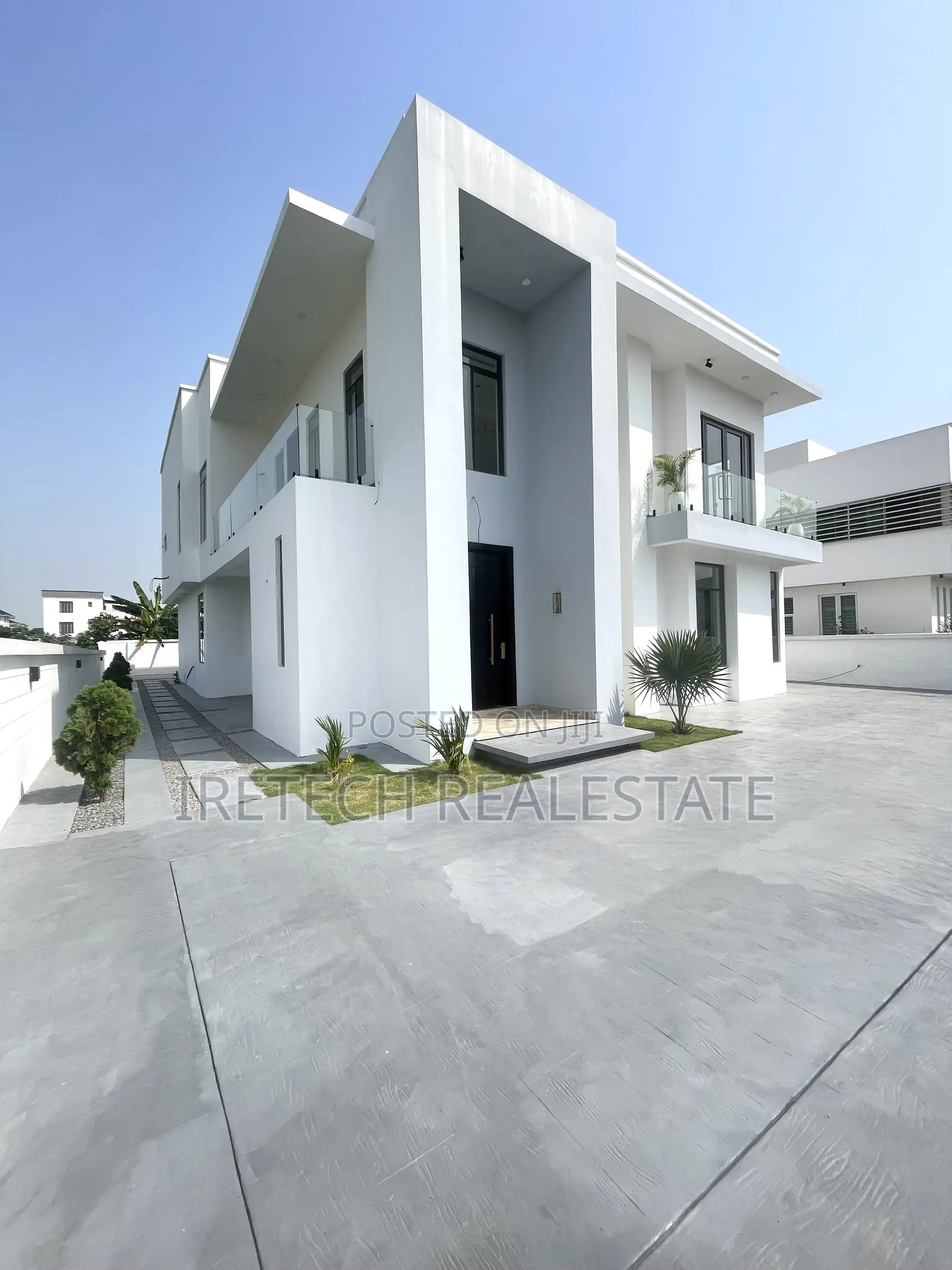 5bdrm Duplex in Royal Garden Estate for sale in Lekki