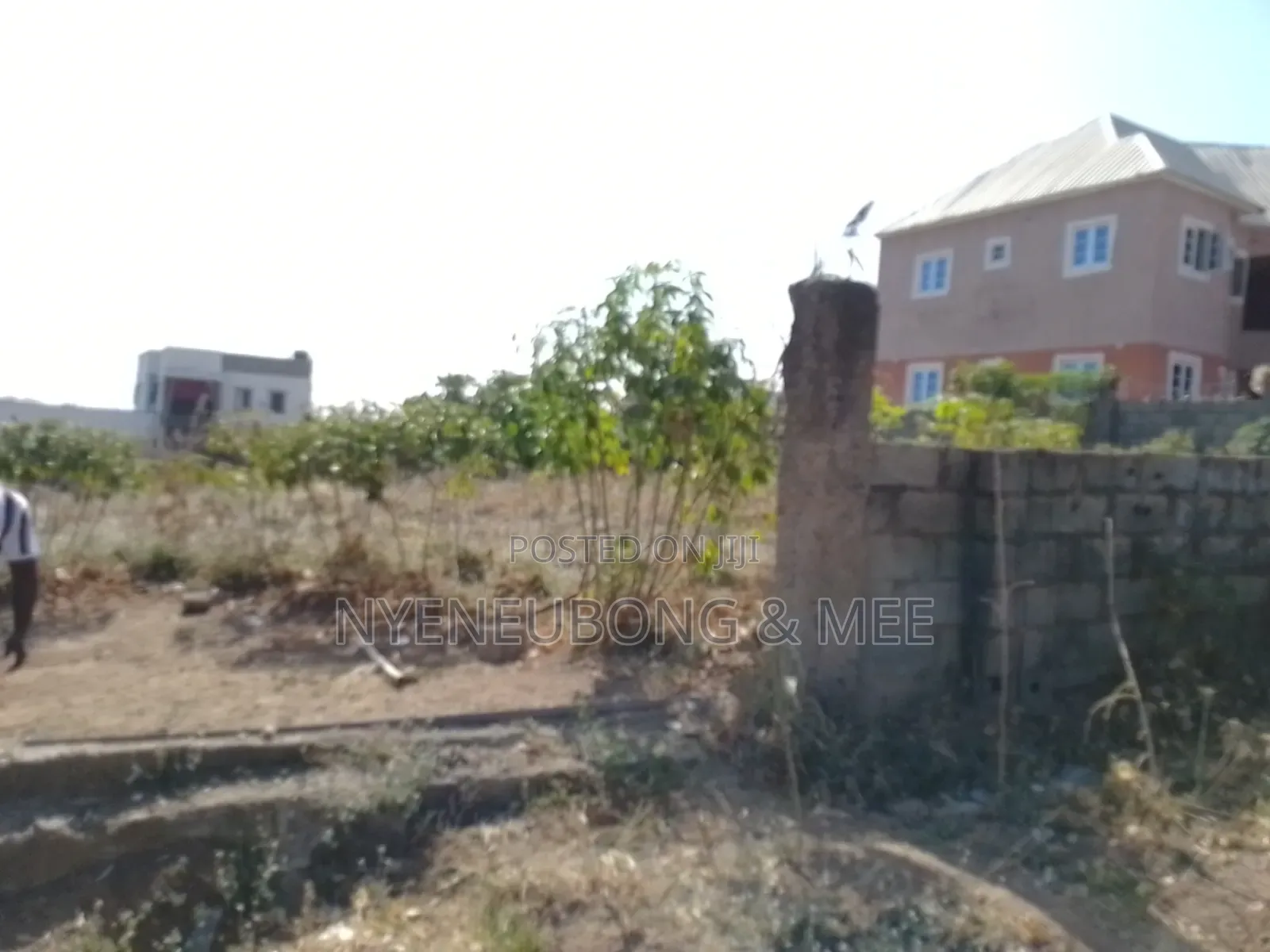 Estate Land 700sqm for Sale in Karu