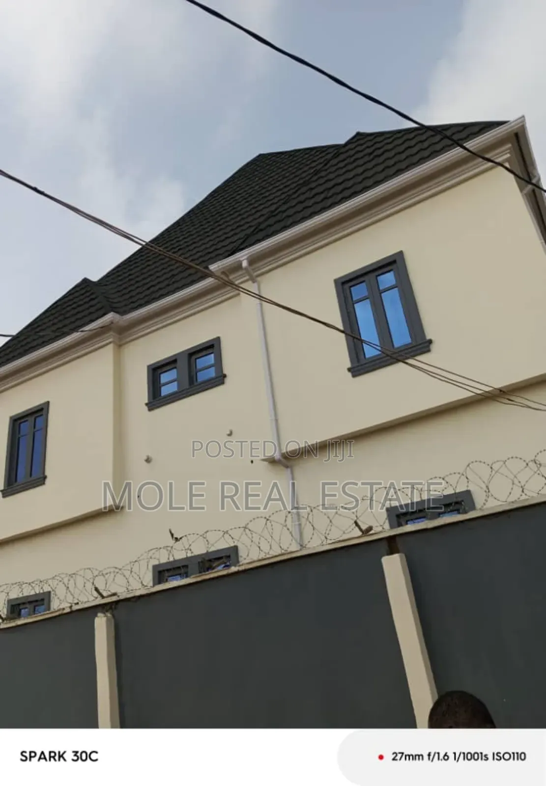 3bdrm Block of Flats in Agodo Estate, Egbe / Ikotun/Igando for sale in Egbe / Ikotun/Igando