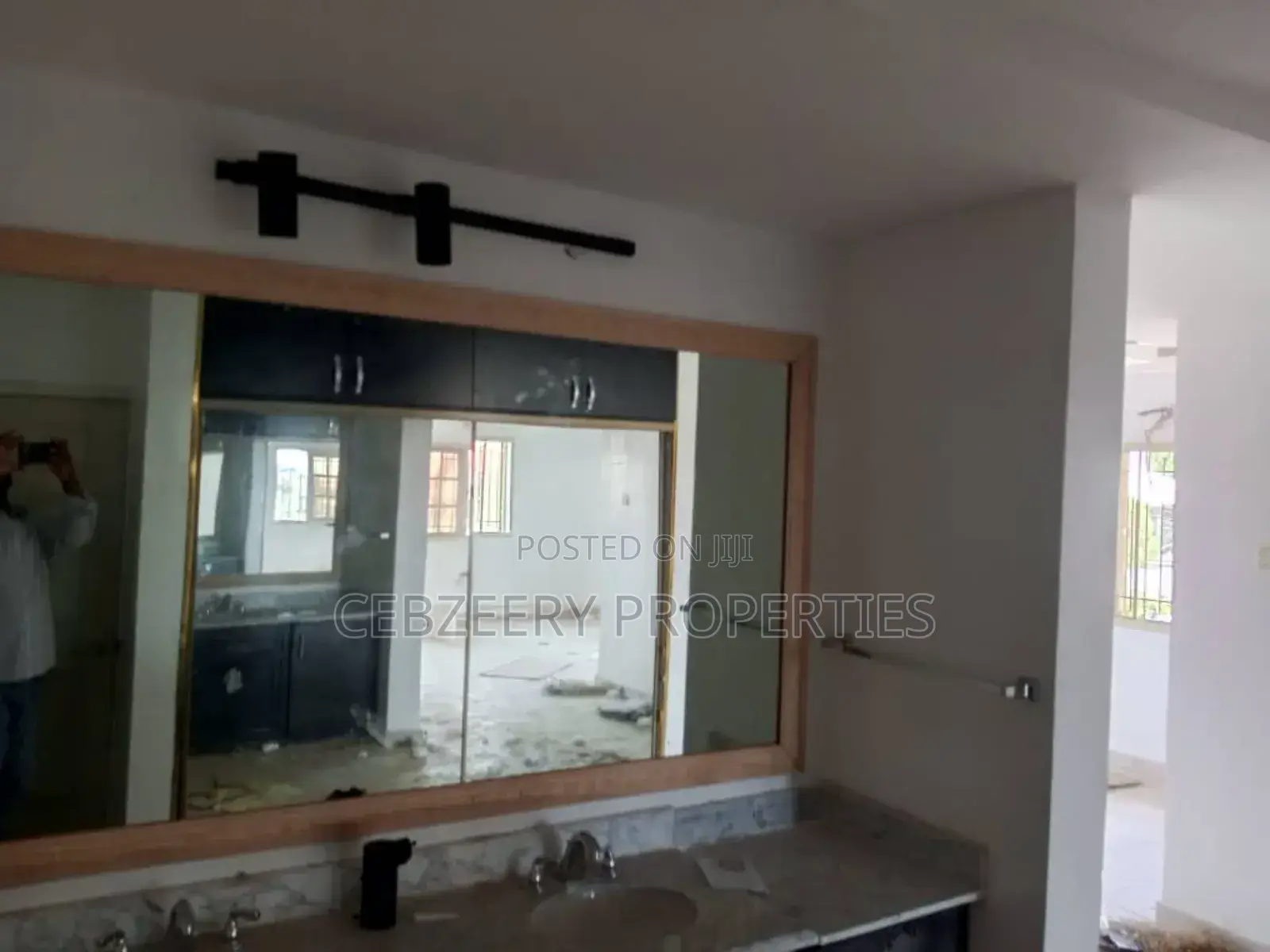 4bdrm Duplex in GRA Phase 1 for rent in GRA Phase 1