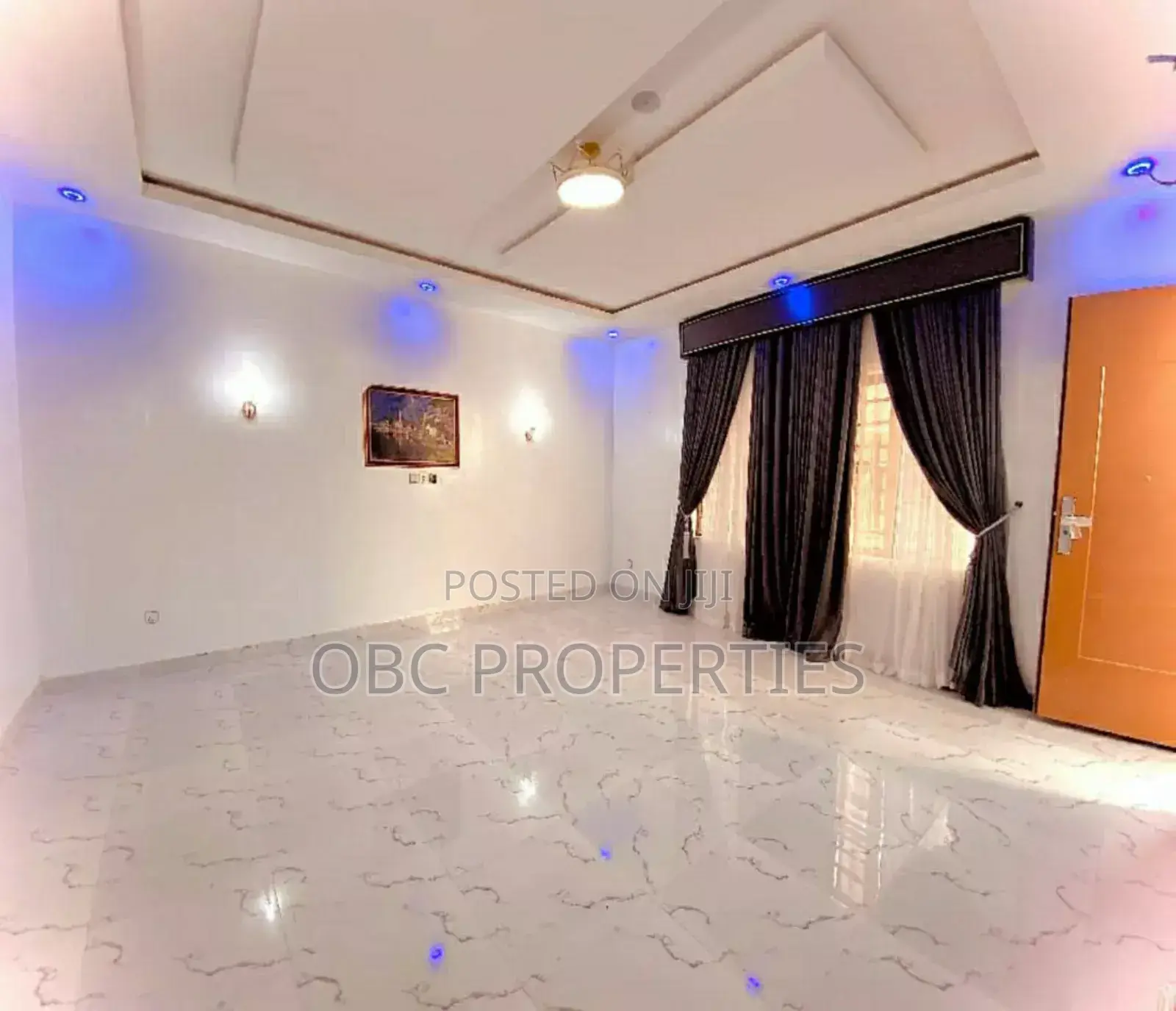 Furnished 4bdrm Duplex in Chevron for sale in Chevron