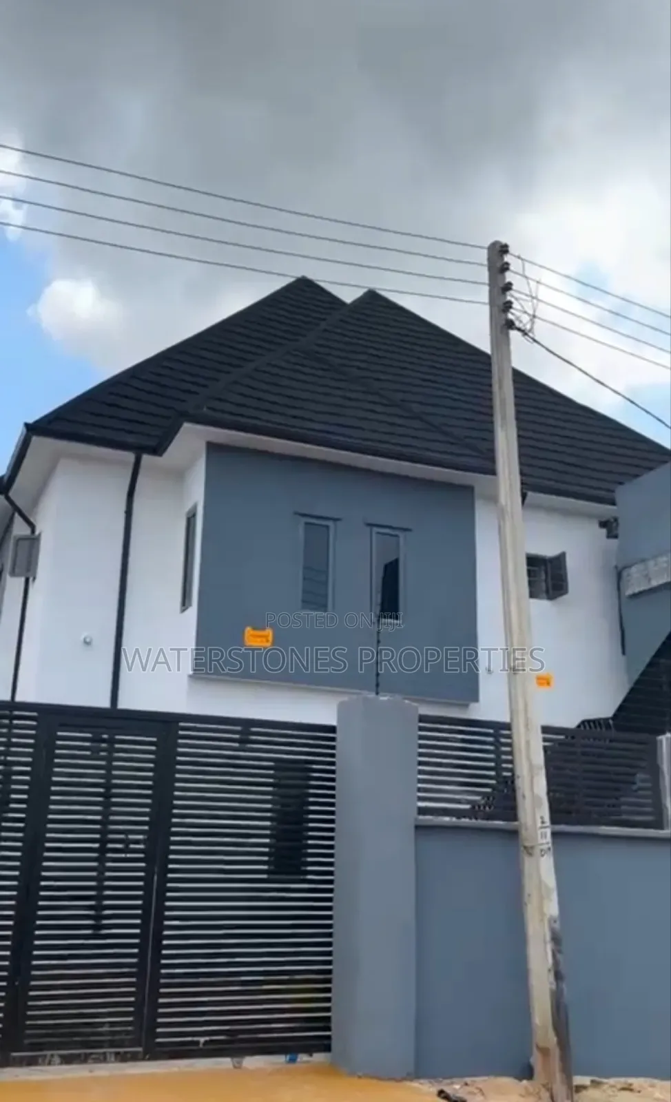 Duplex in Asaba in Oshimili South