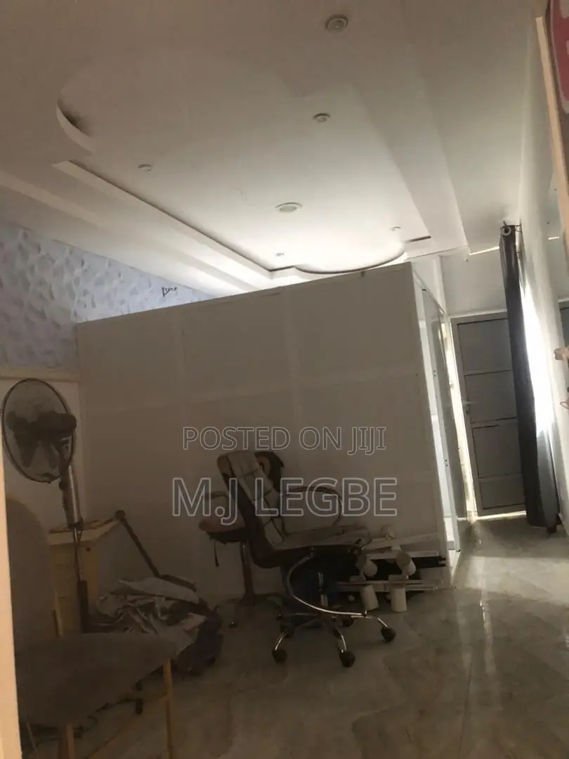 Office Space Available Facing Lekki Epe Expressway, Back Unit in Ajah