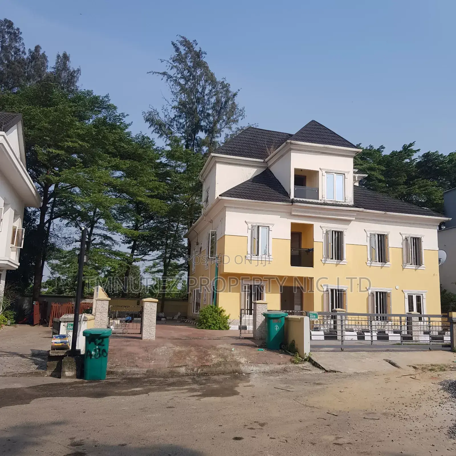 Mini Flat in Caltongate, Chevron for rent in Chevron
