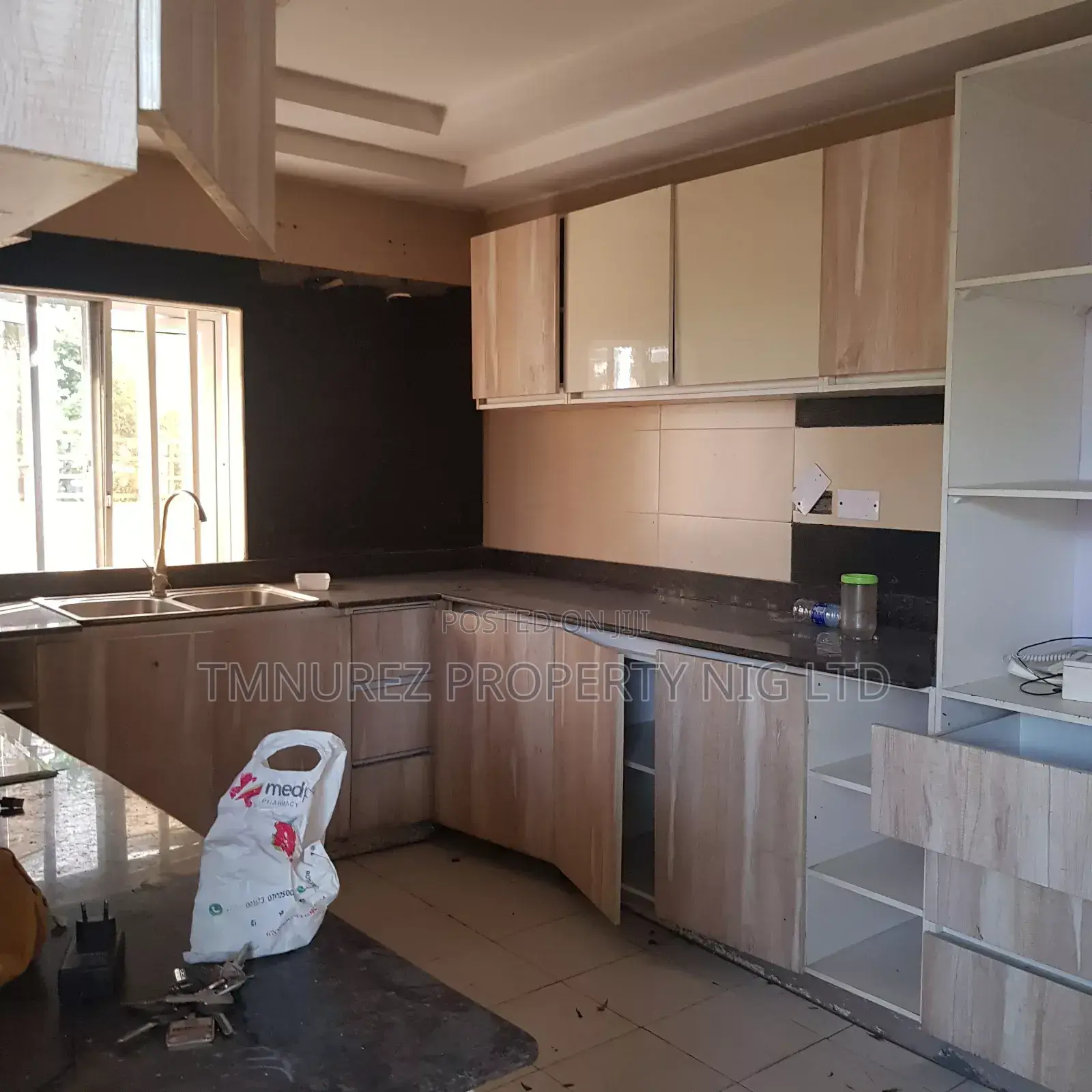 Mini Flat in Caltongate, Chevron for rent in Chevron