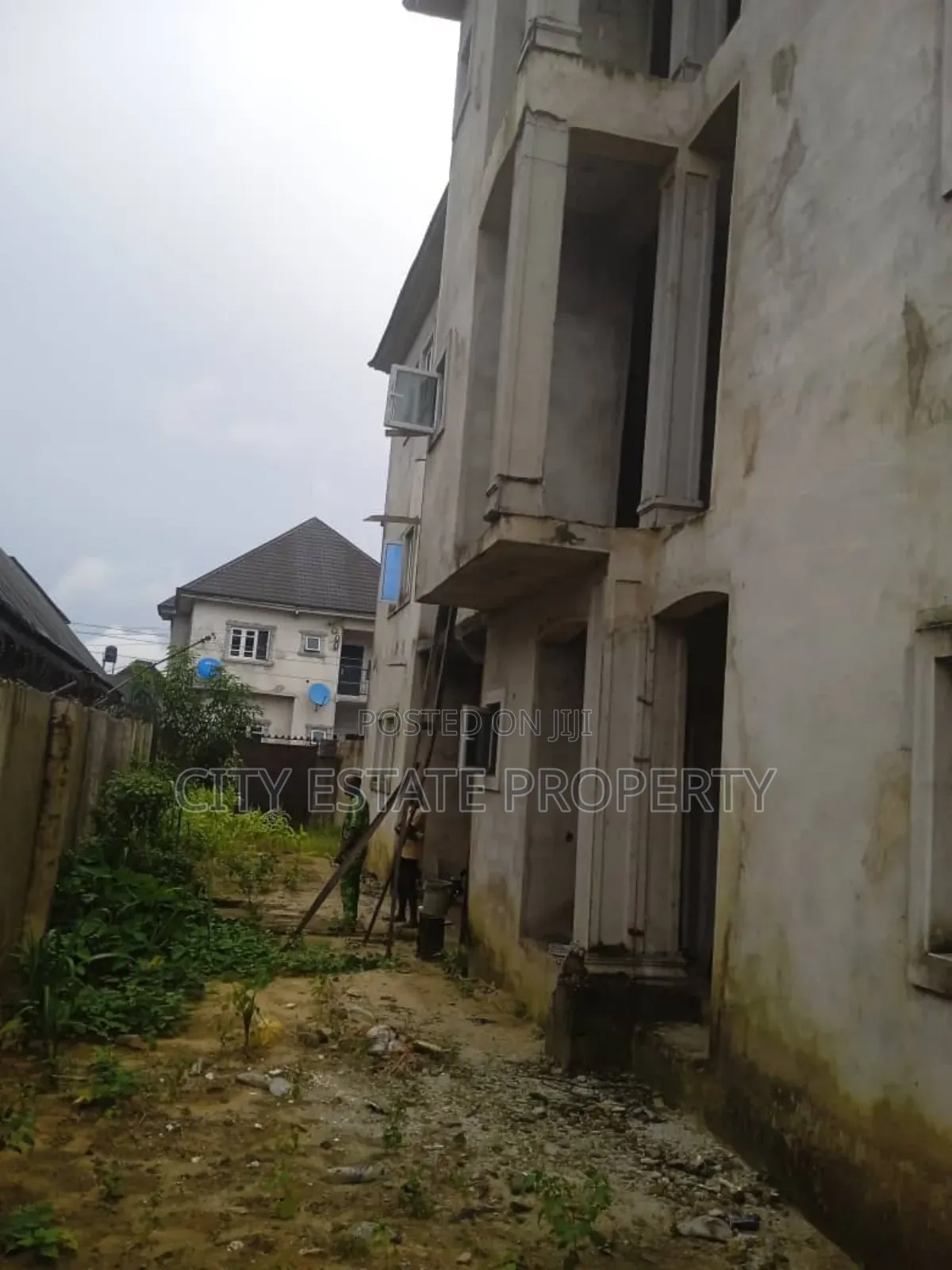 6bdrm Block of Flats in Royal Estate, Port-Harcourt for sale in Port-Harcourt