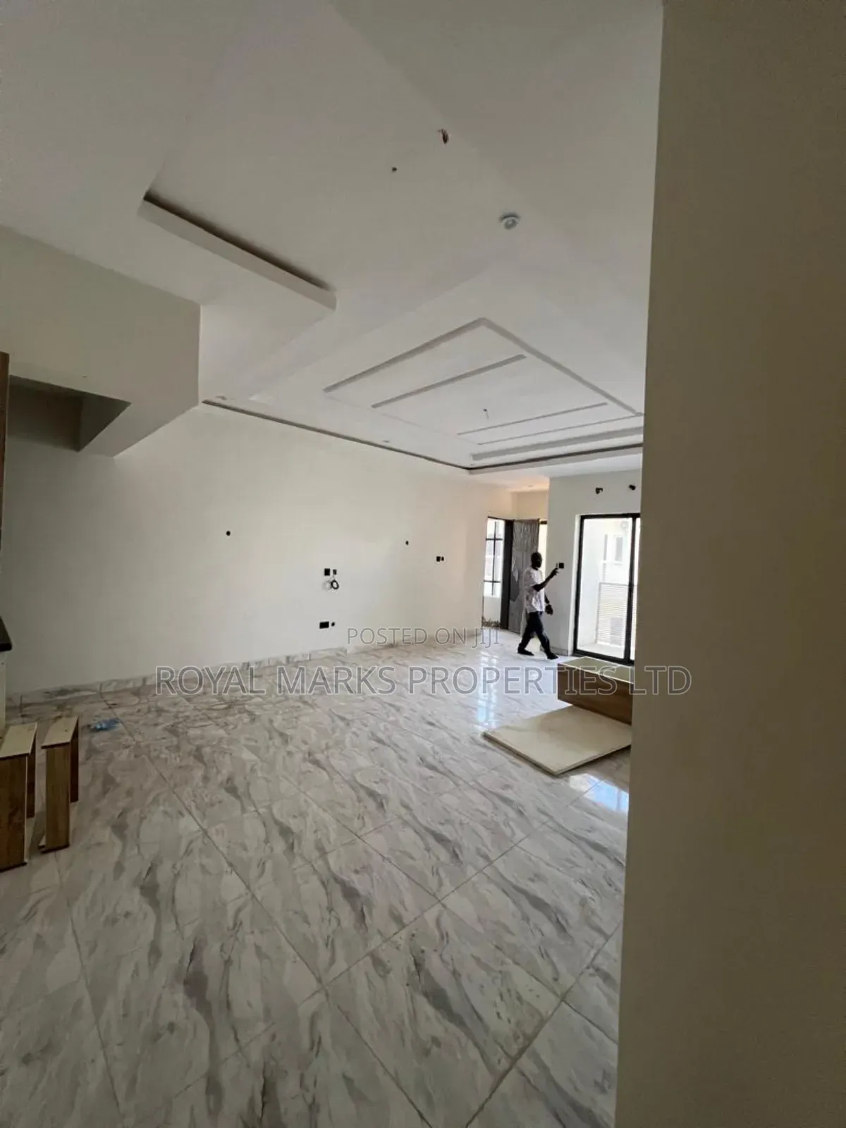 3bdrm Block of Flats in Jahi for sale in Jahi