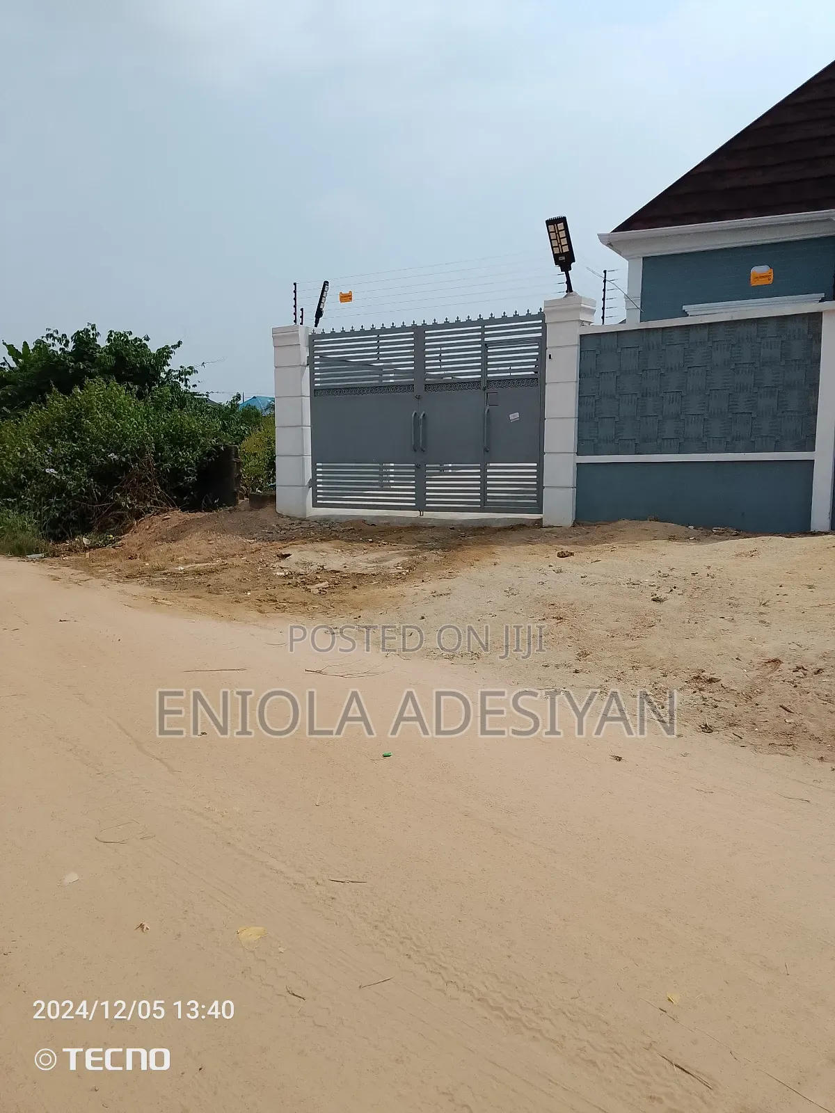 Half a Plot of Land for Sale in Ikorodu Igbogbo Oreta Road in Igbogbo