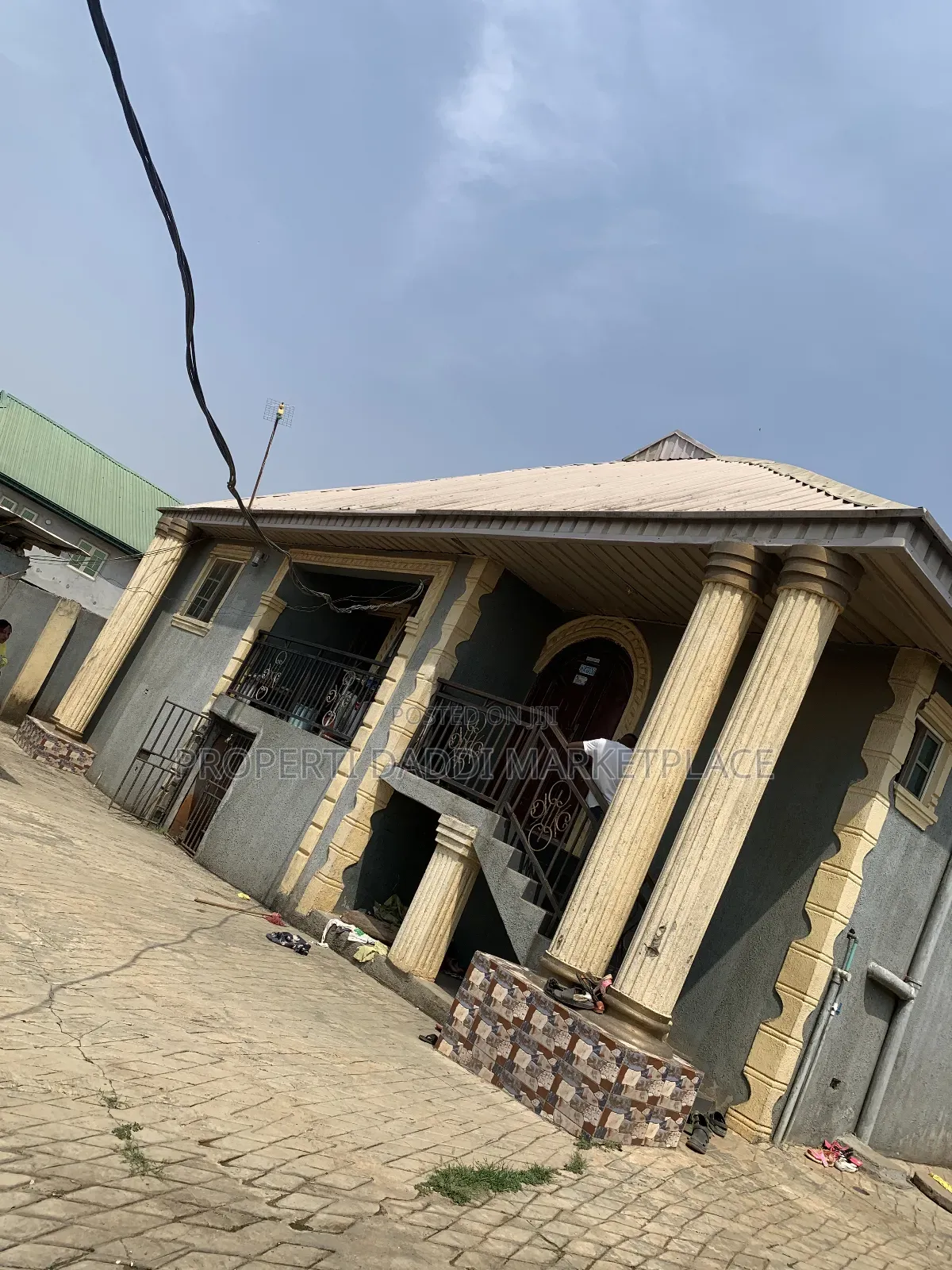 4bdrm Bungalow in Ayobo for sale in Ayobo