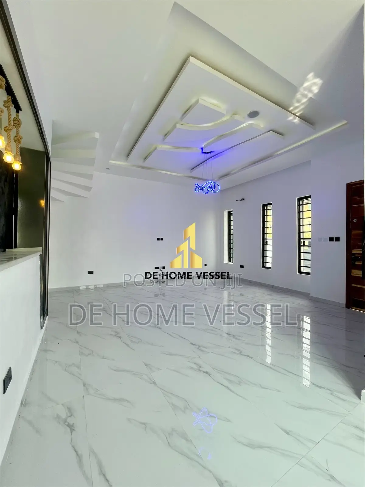 4bdrm Duplex in Ikota for sale in Ikota