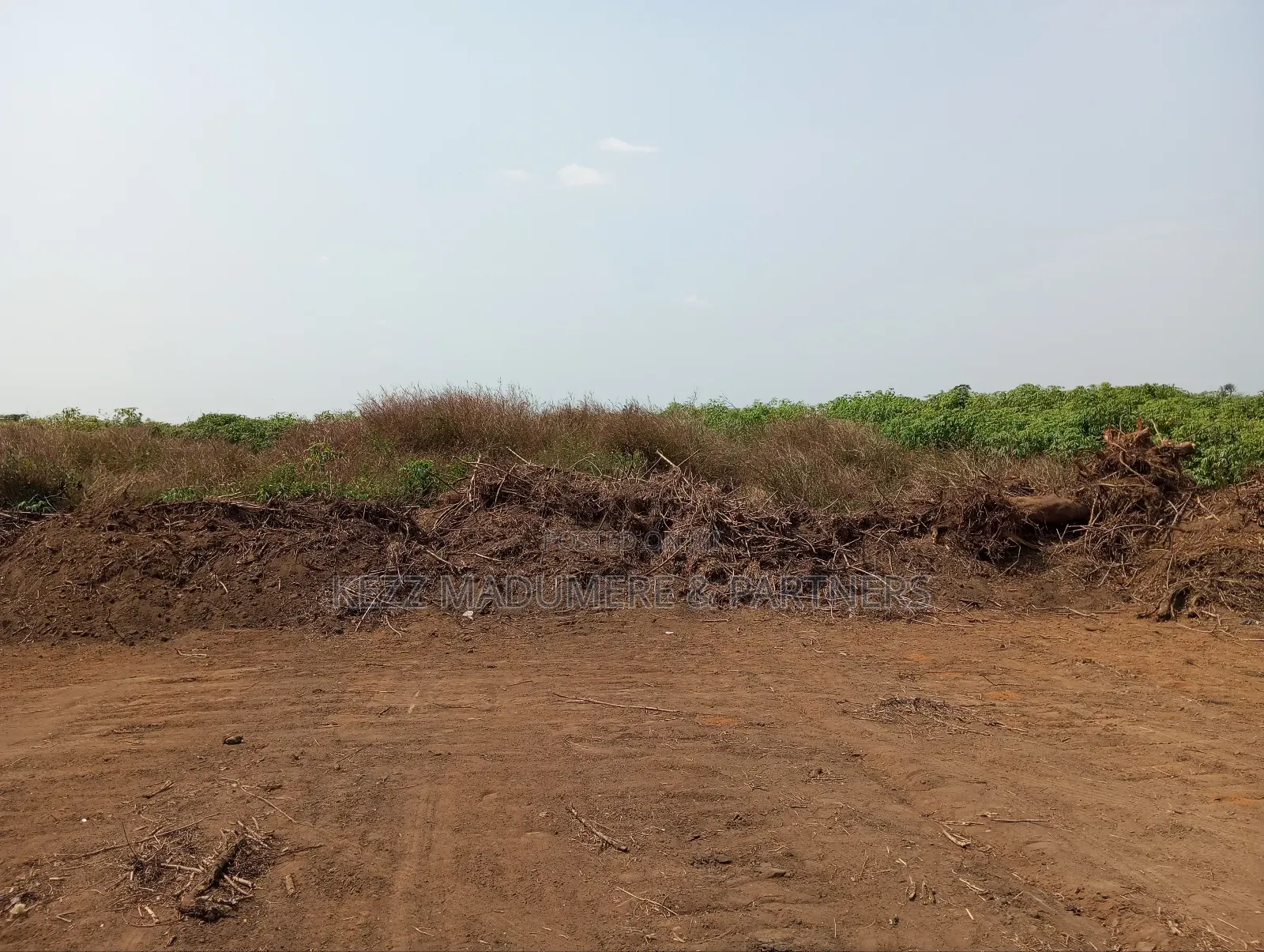For Sale : 7 Plots at Udo Udoma, Tropicana Mall, Uyo in Port-Harcourt