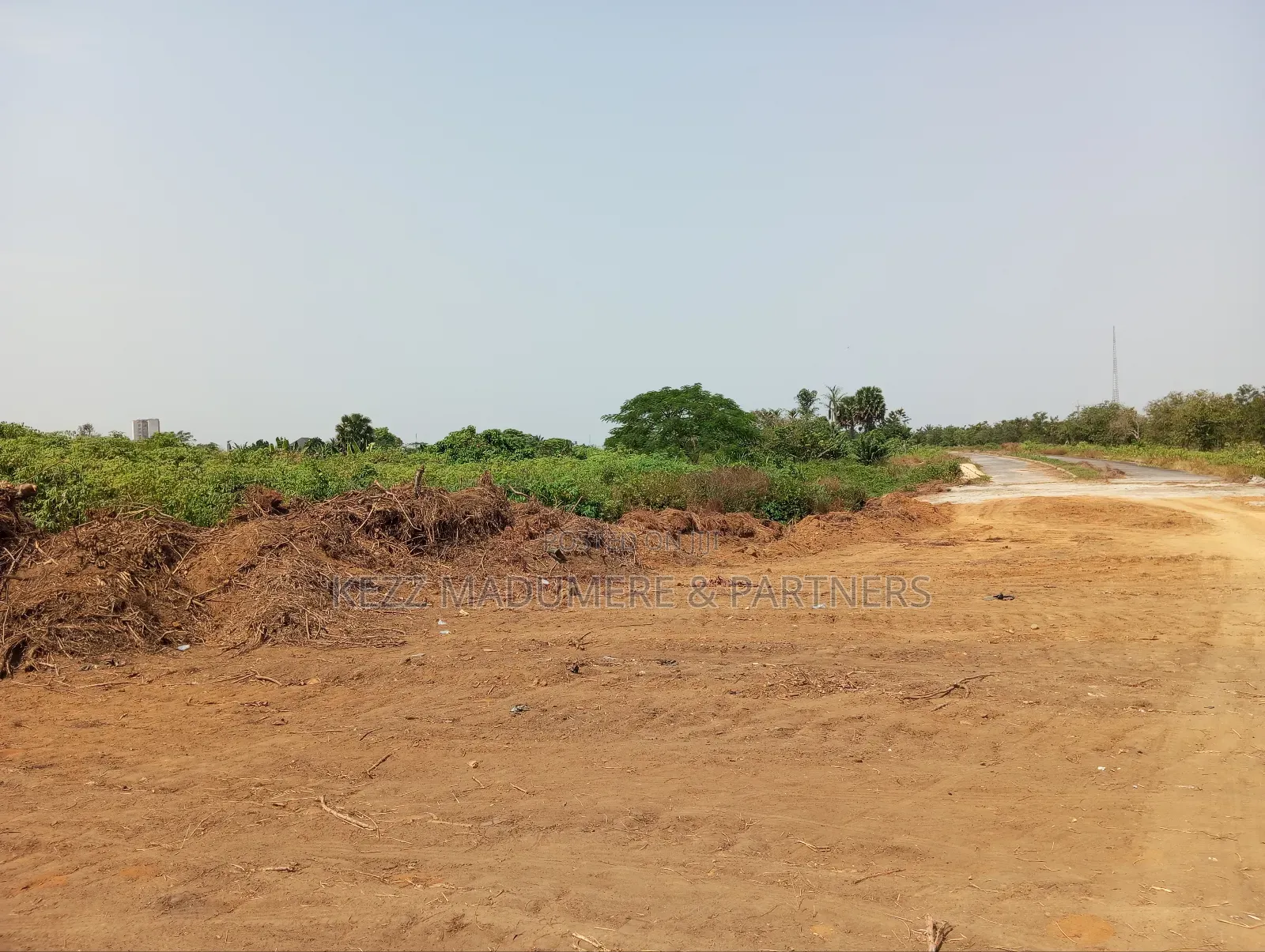 For Sale : 7 Plots at Udo Udoma, Tropicana Mall, Uyo in Port-Harcourt